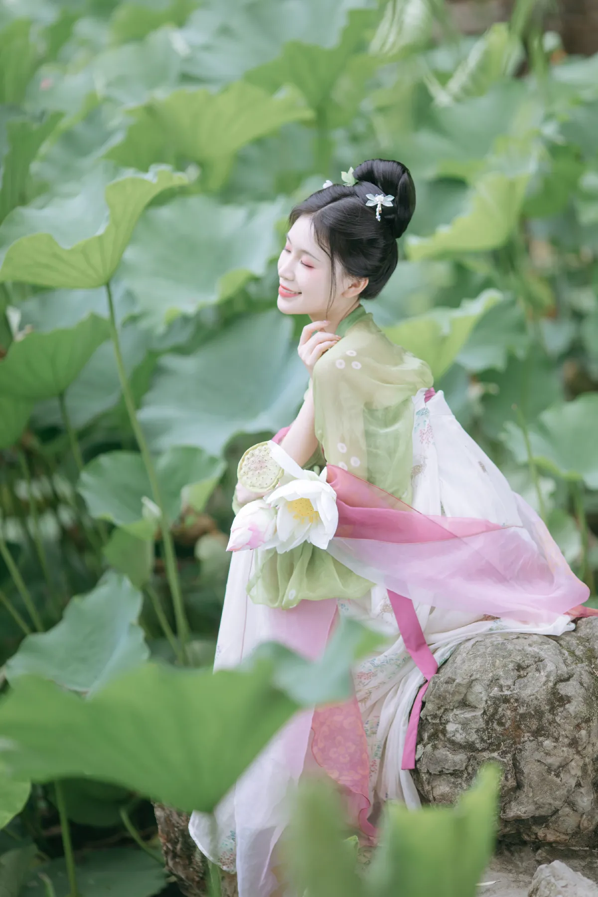 荷塘少女1