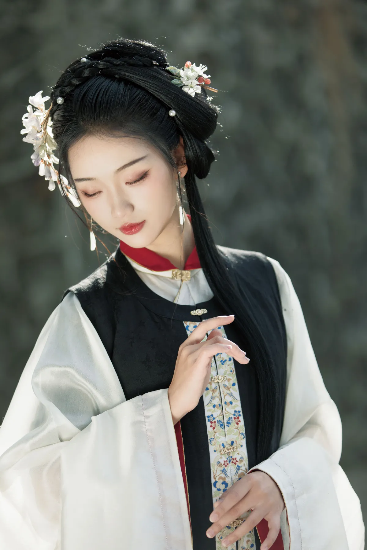 但余钟磬