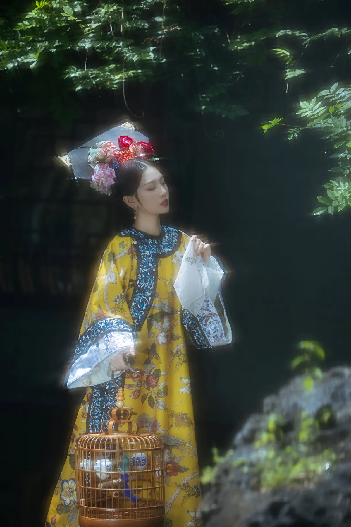 笼中鸟