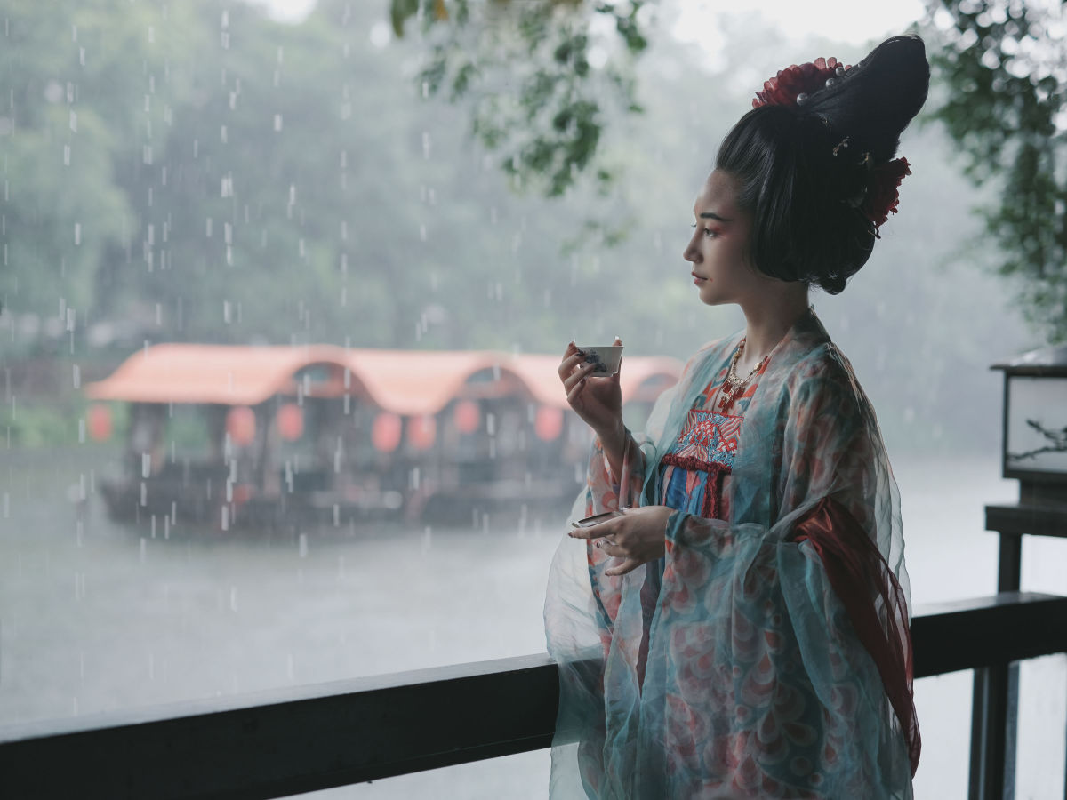 乌蝇Gor_琳琅《雨》美图作品图片4