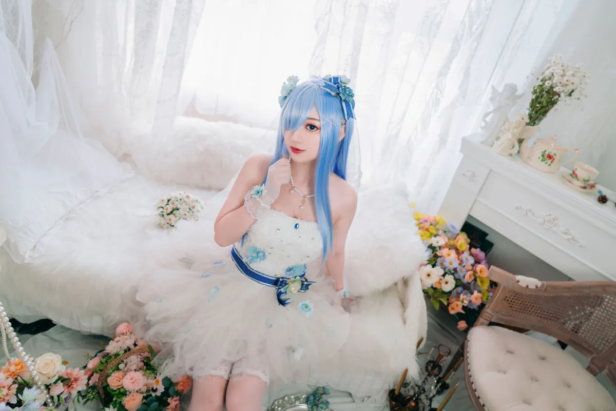 长发蕾姆花嫁