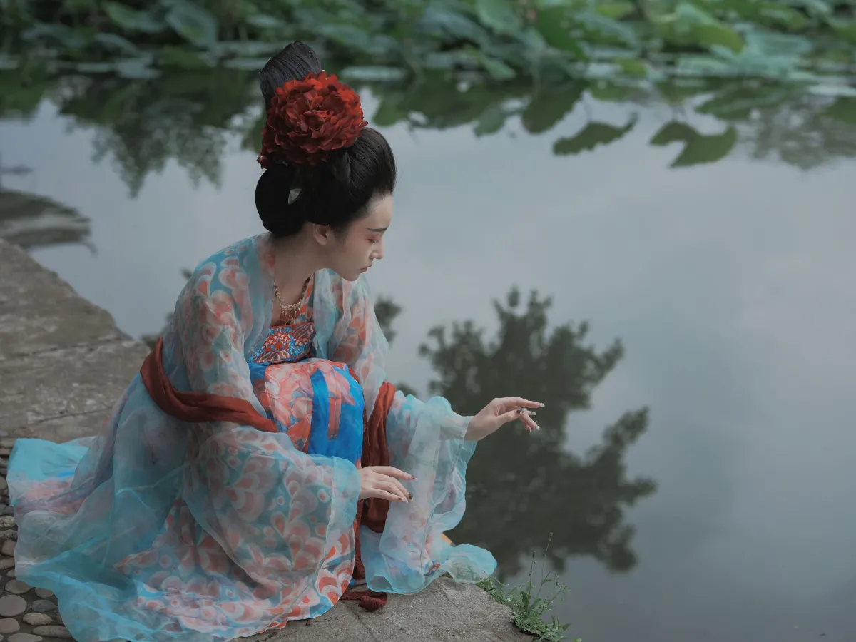 雨后游园