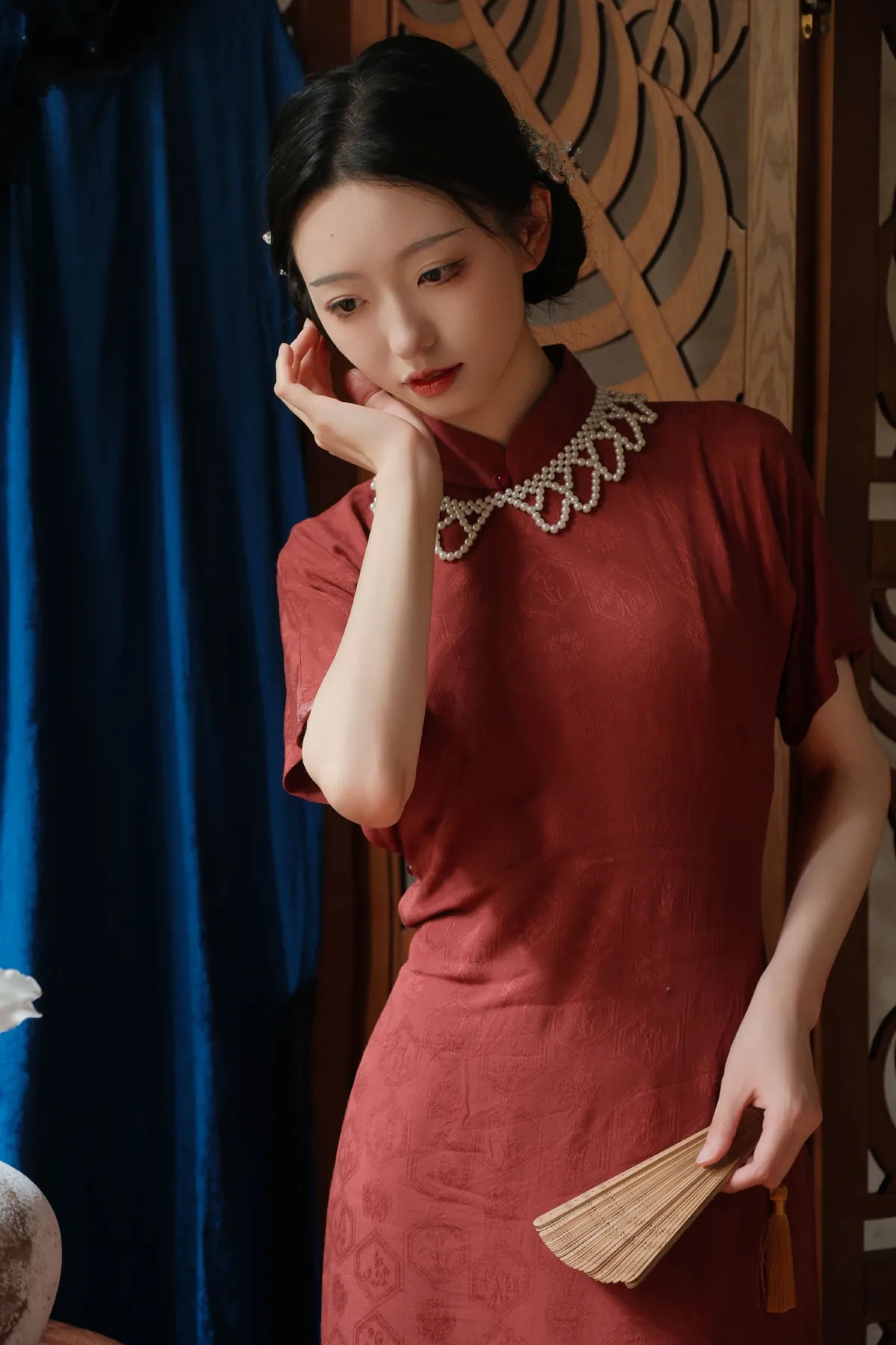 红色