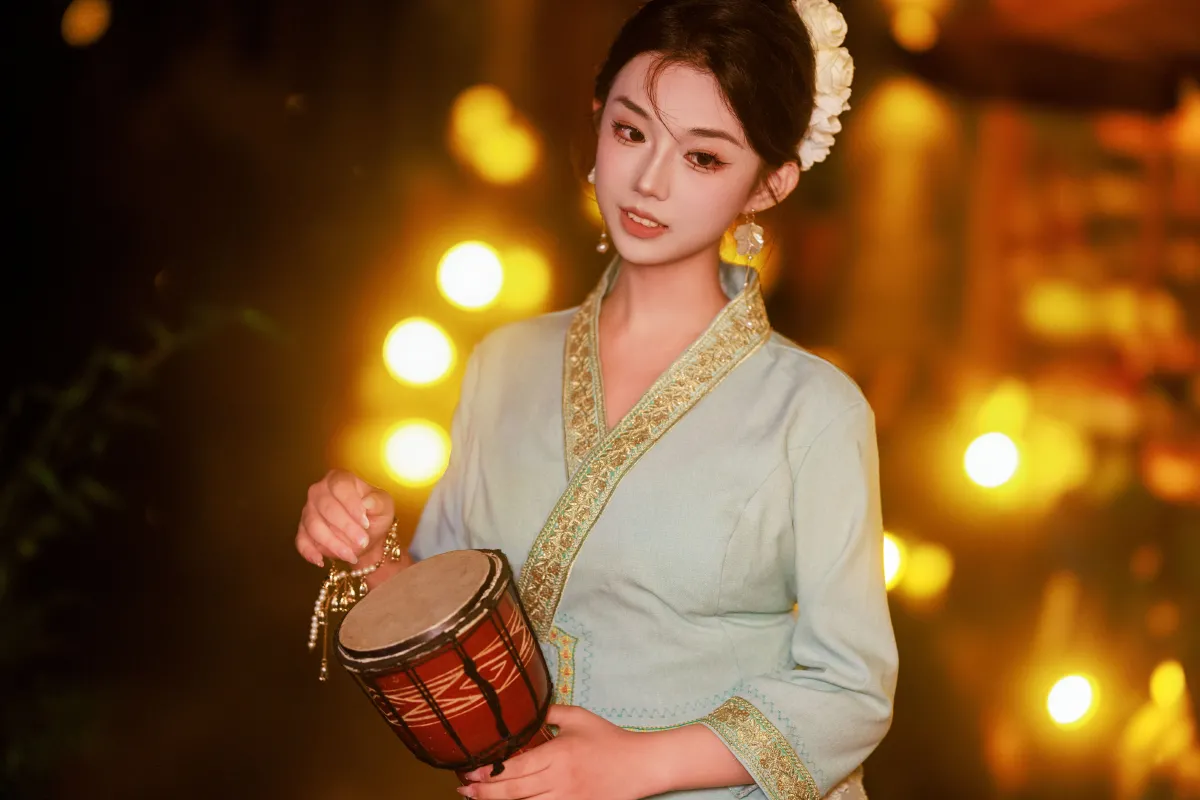 傣族女孩