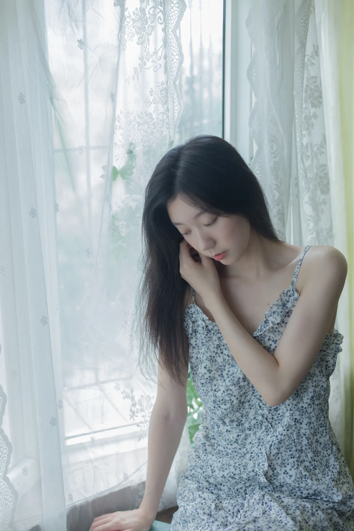 盎然1
