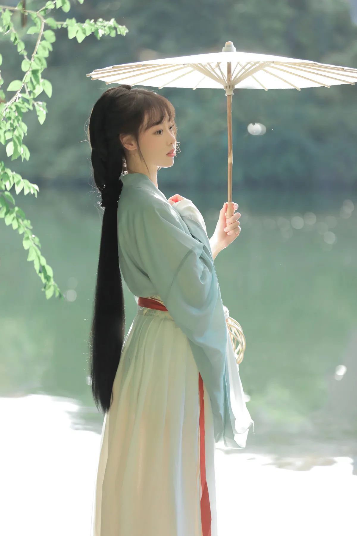 我自人间漫浪