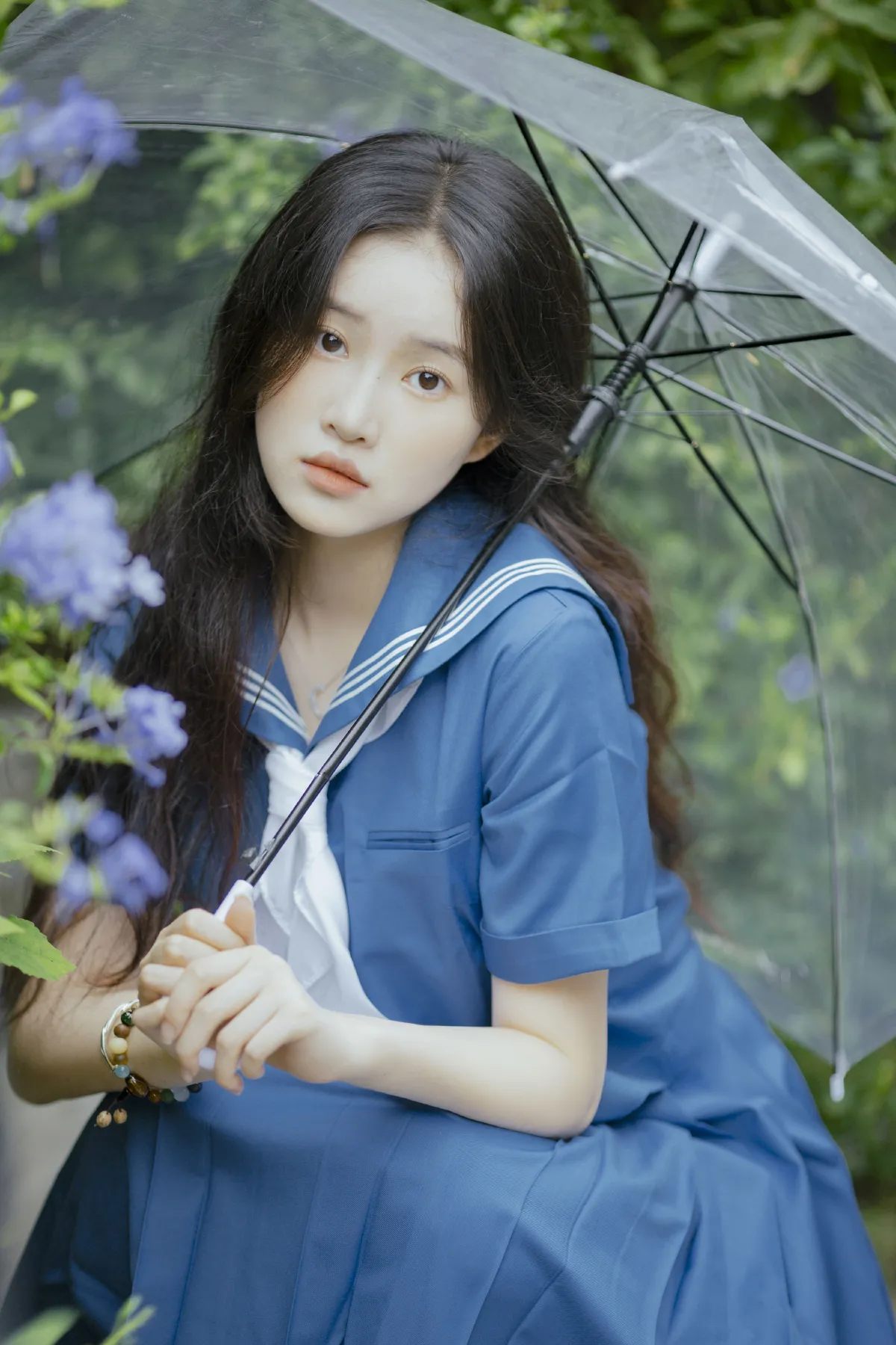 蓝色的雨