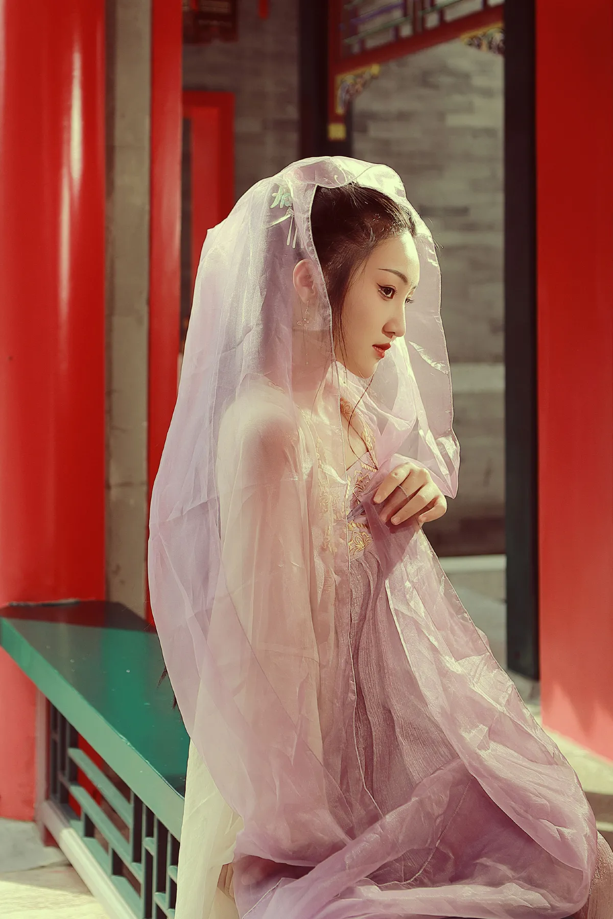 吾乡逢美人