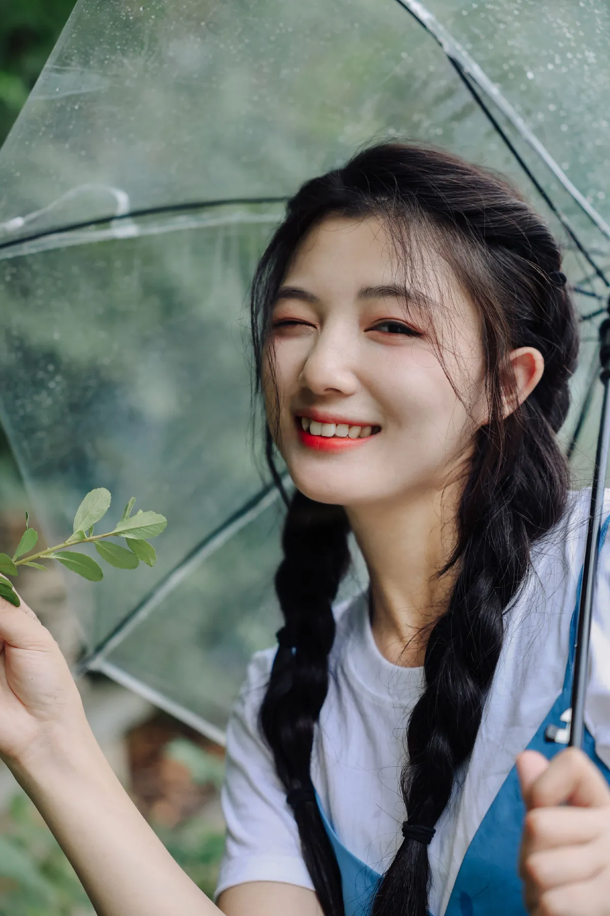 雨后漫步