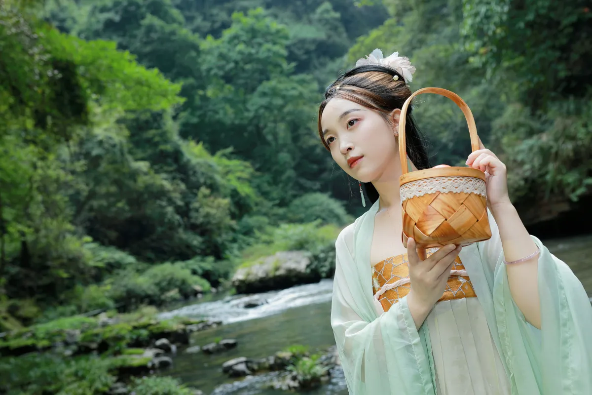 山水之间