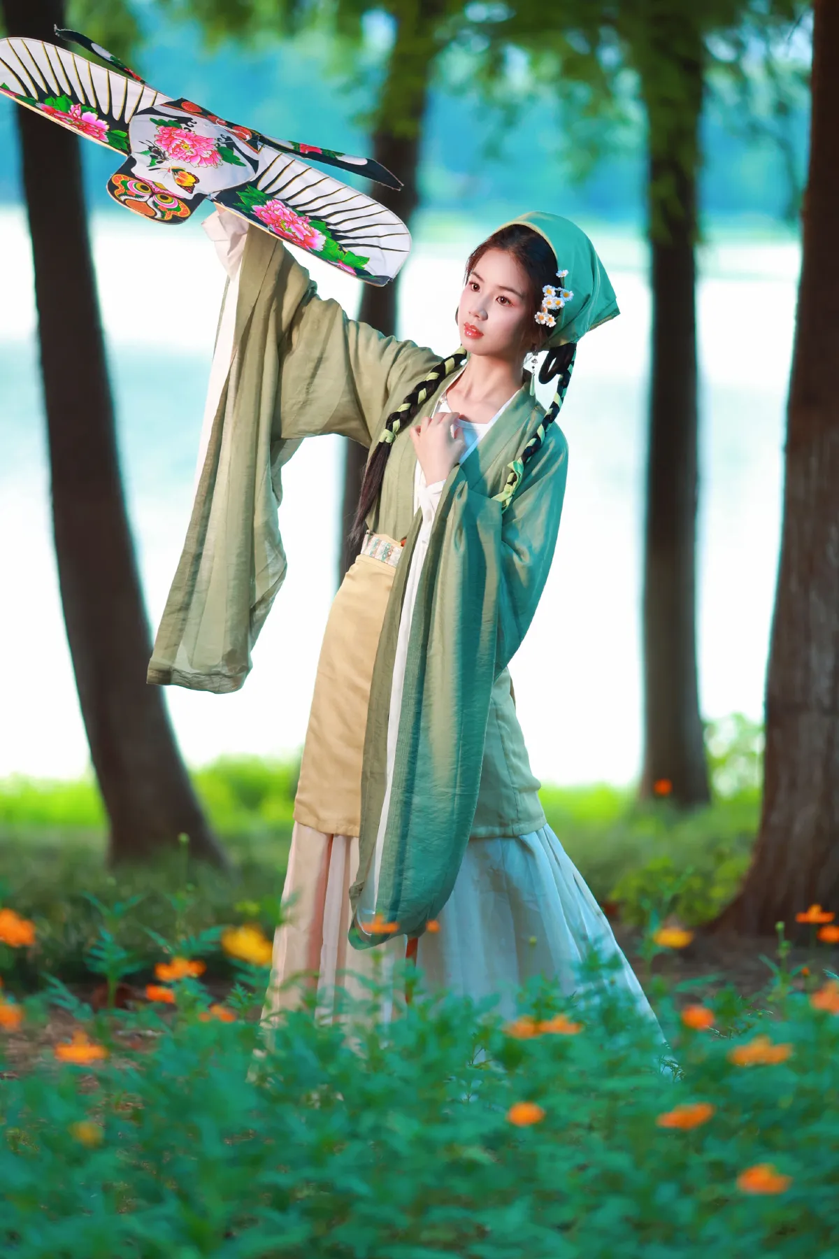 荷叶叶_小杜同学《风筝与花》美图作品图片1
