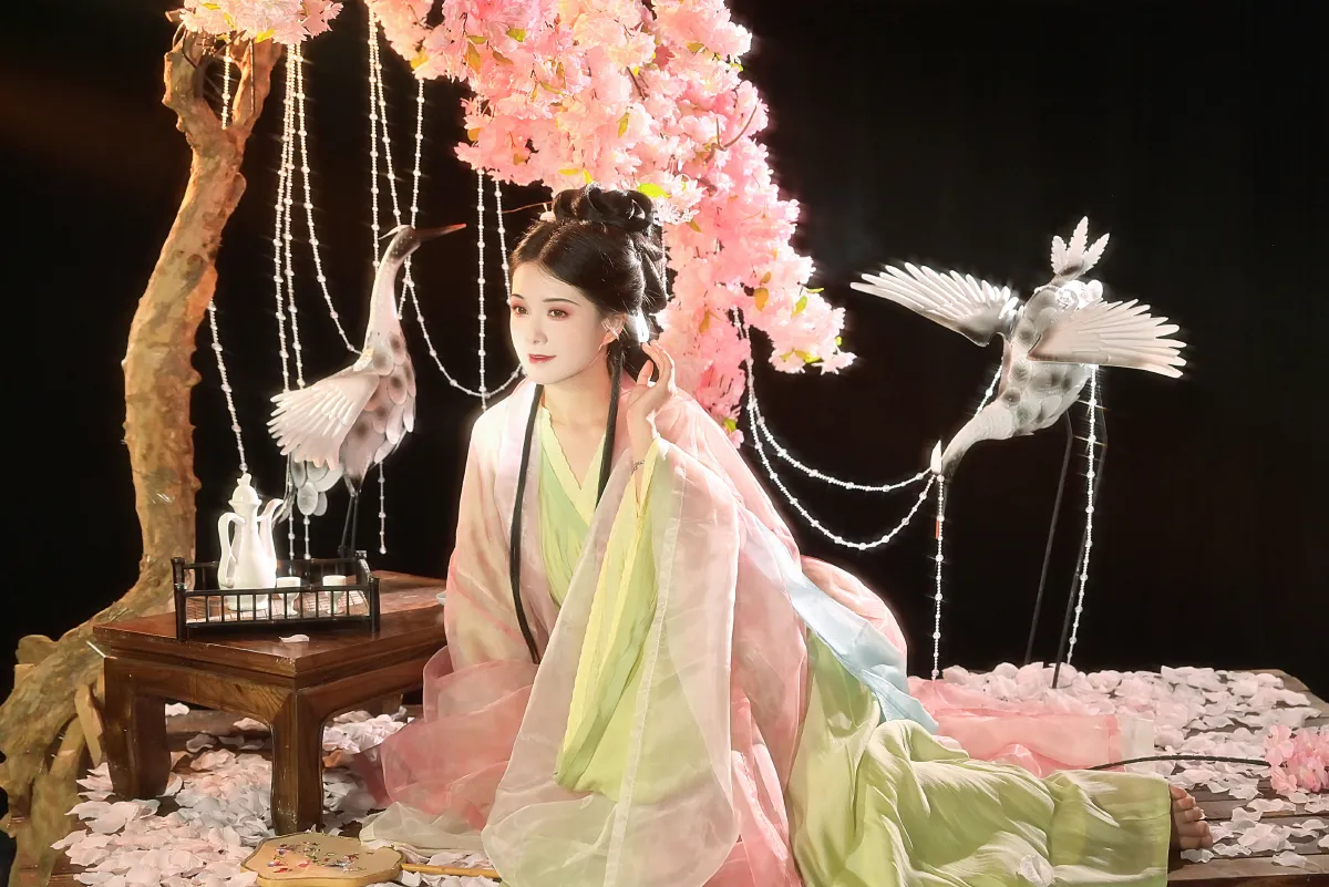 桃花树下1