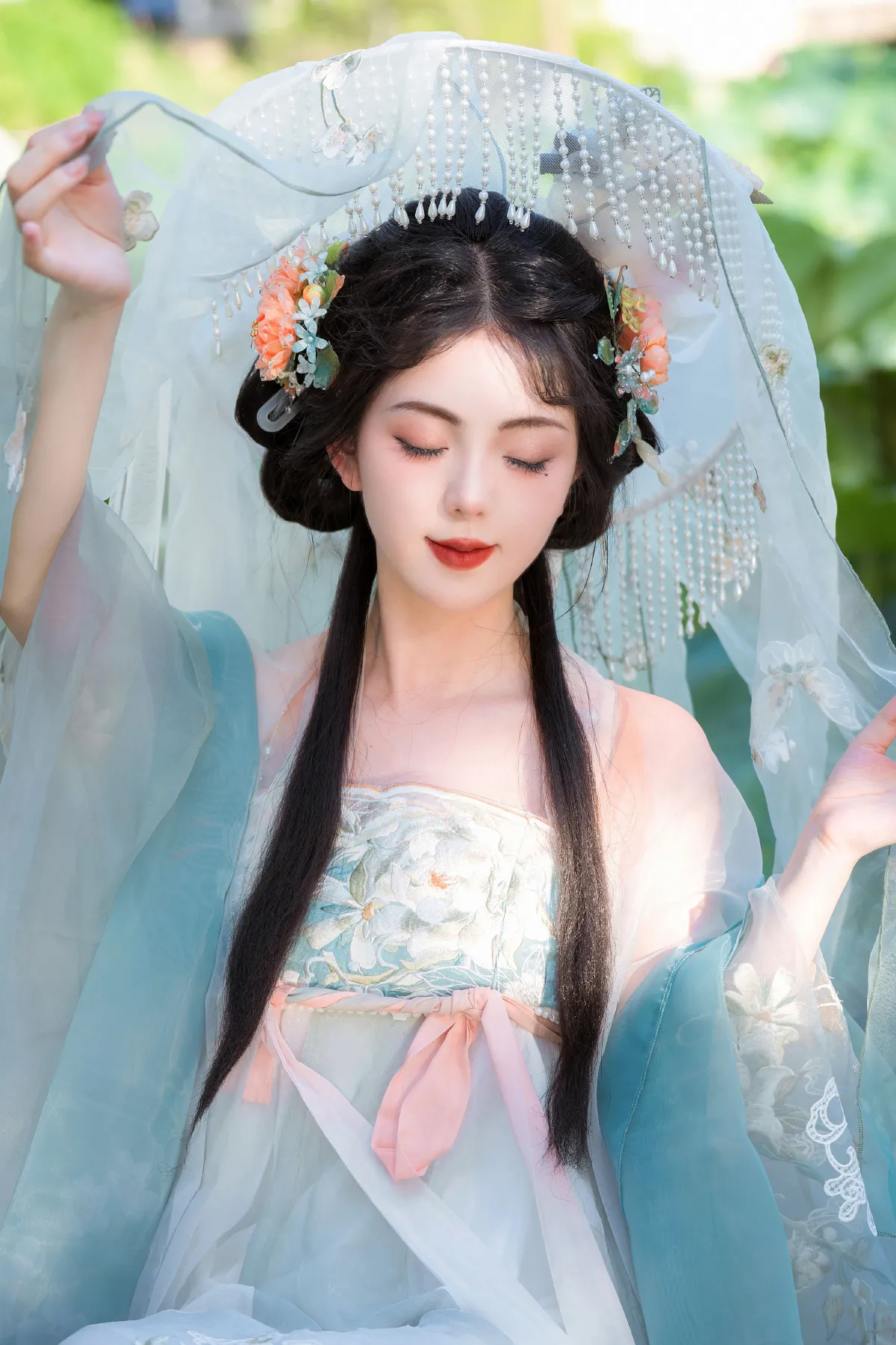 黄桃桃君_千雪呀《芙蕖》美图作品图片5