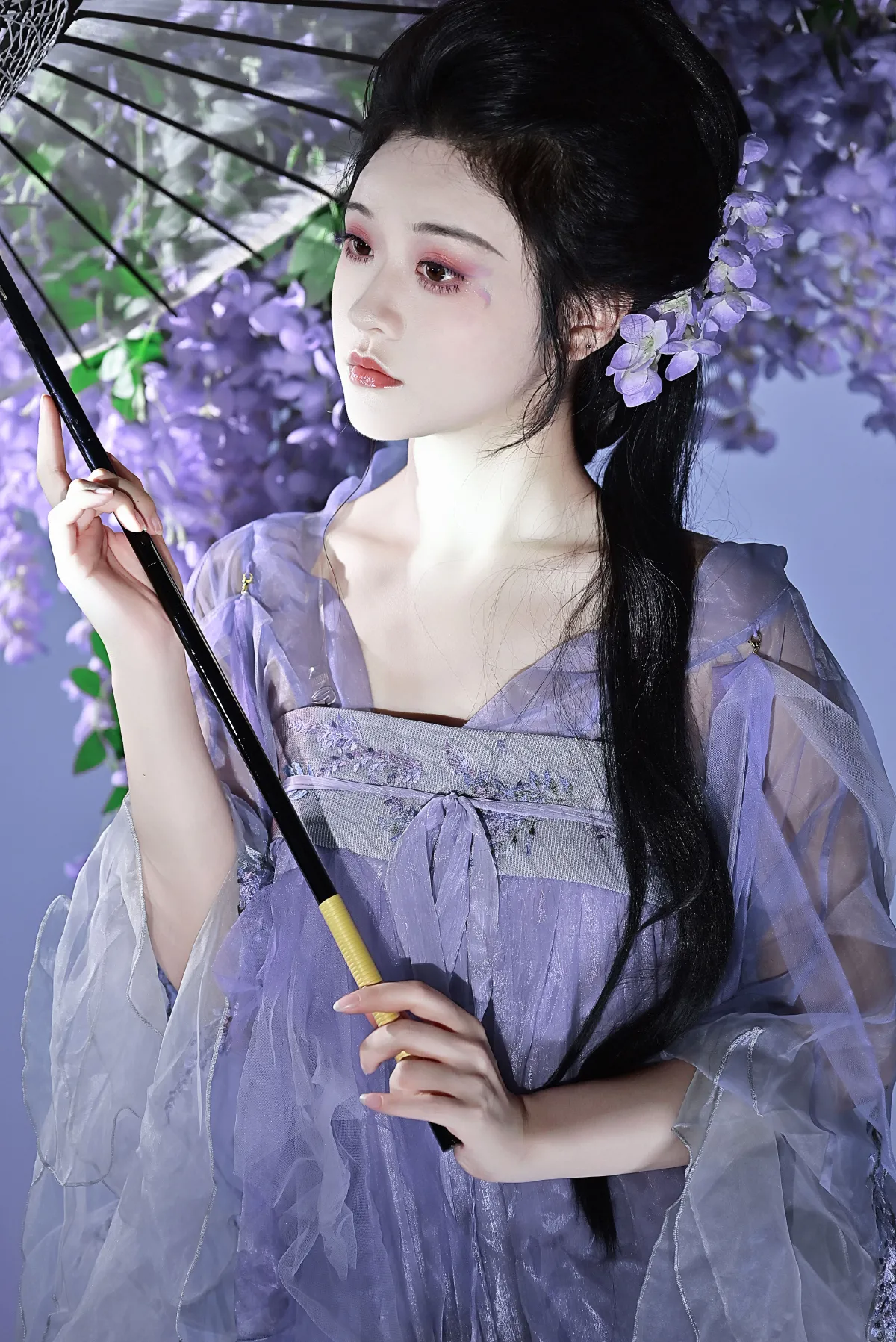 紫藤少女
