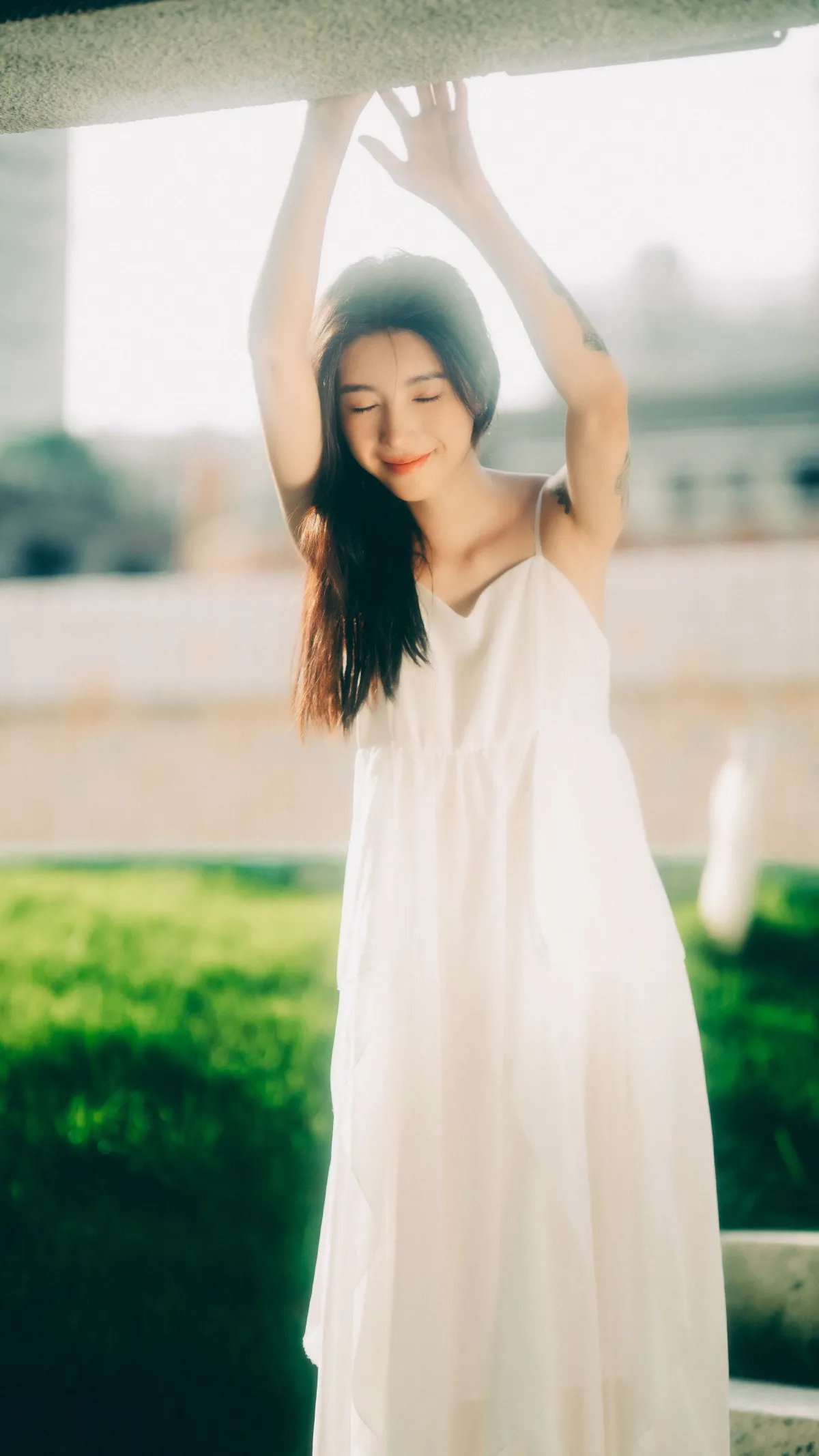 白衣少女