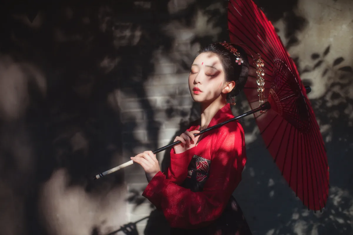万锦其_陈错《红豆》美图作品图片2