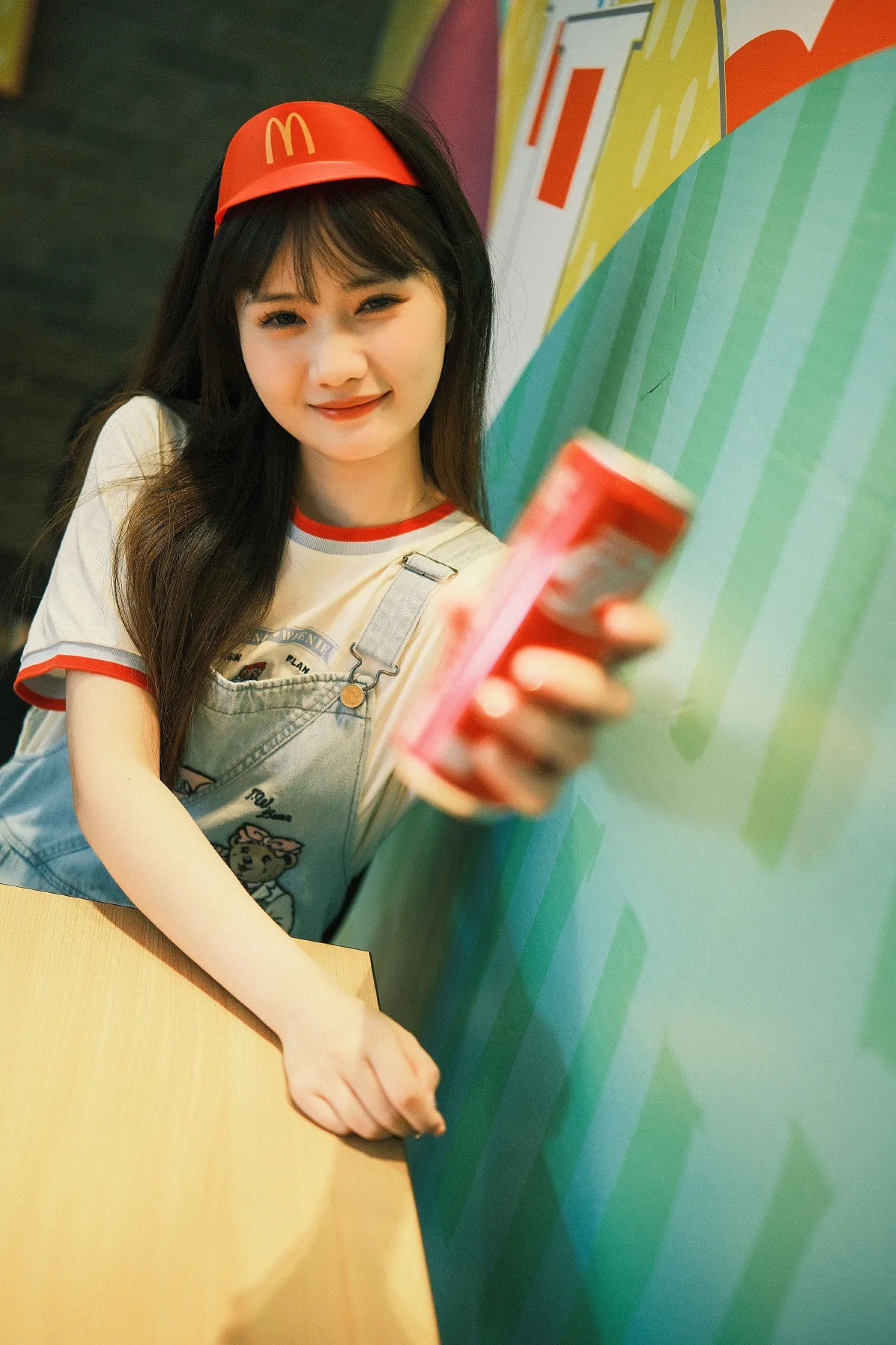 麦当劳女孩