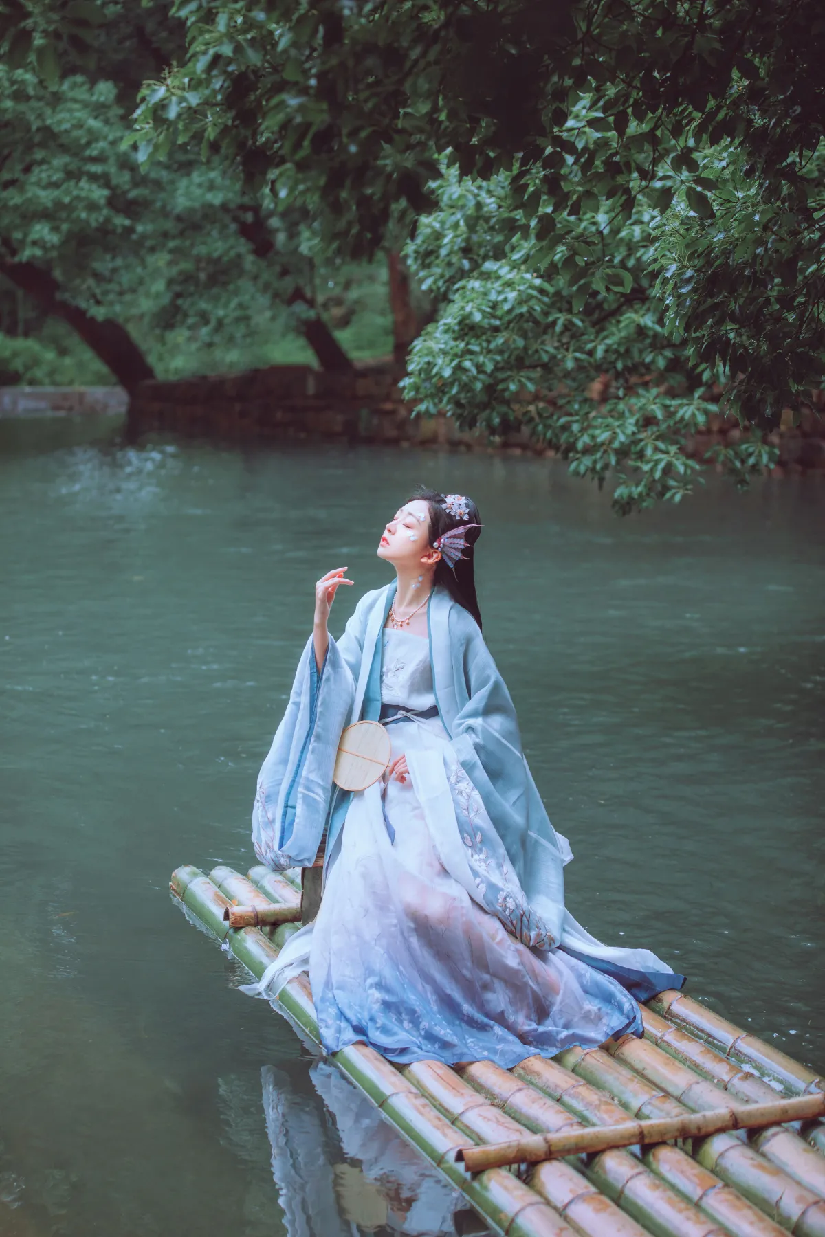 枕寒流