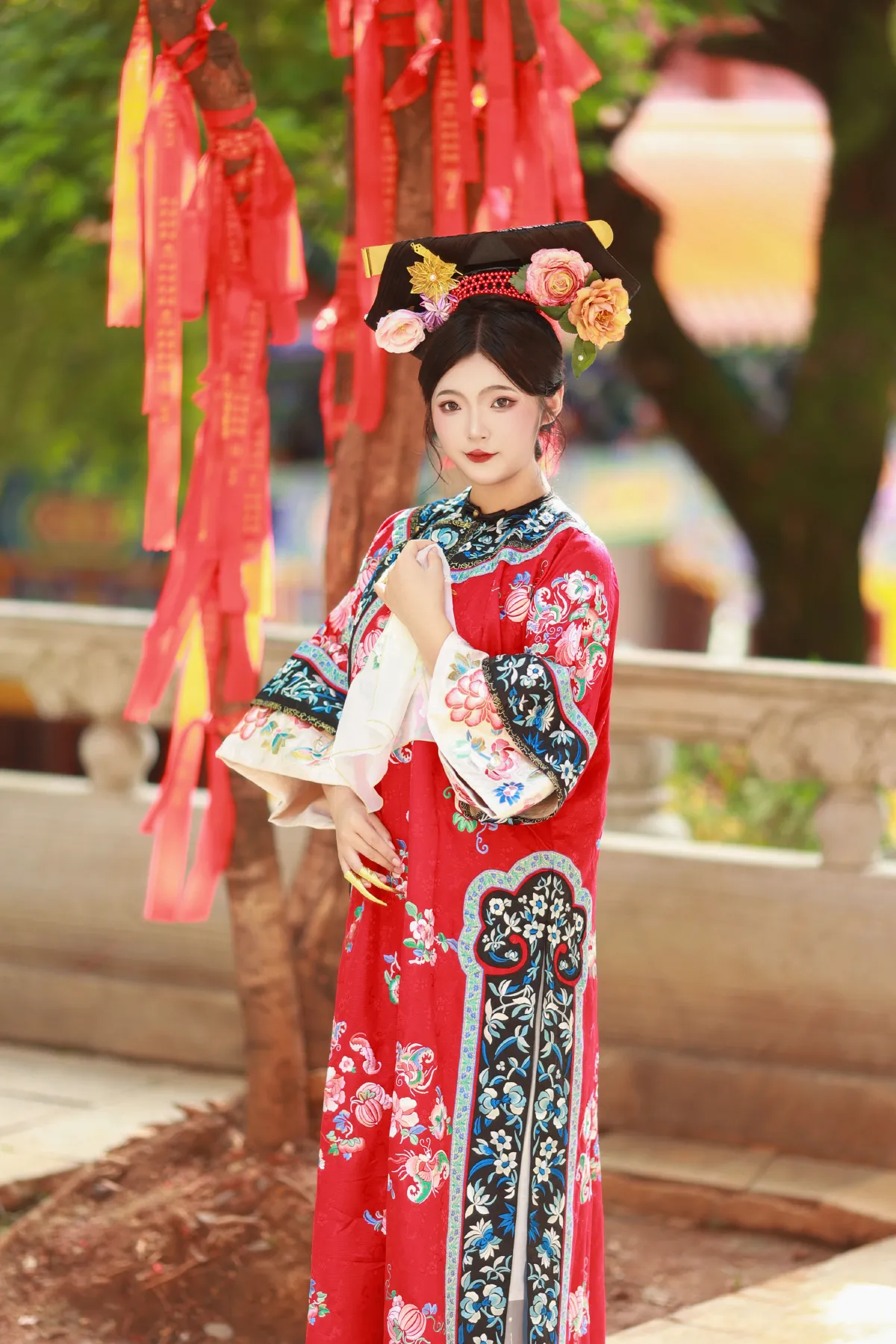 遥相顾