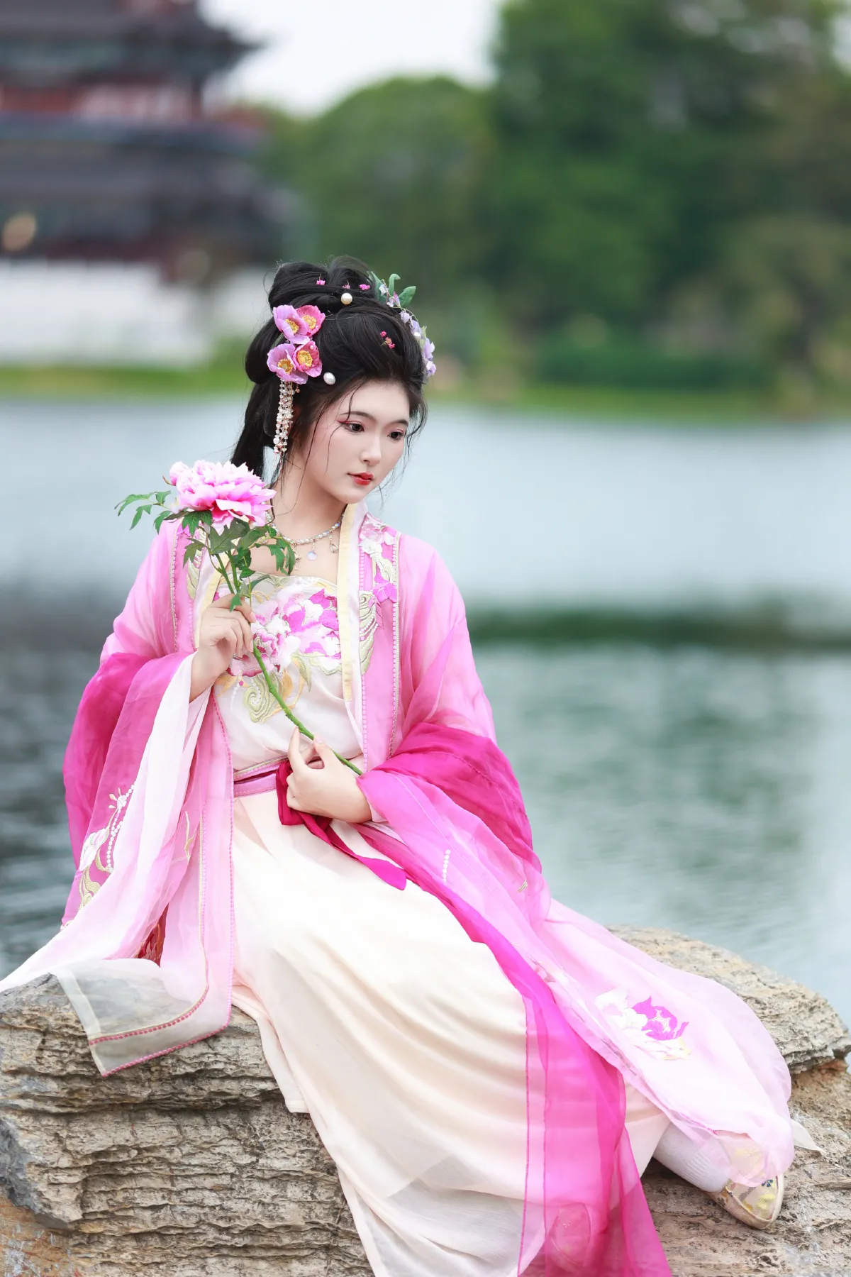 湖畔寻花3