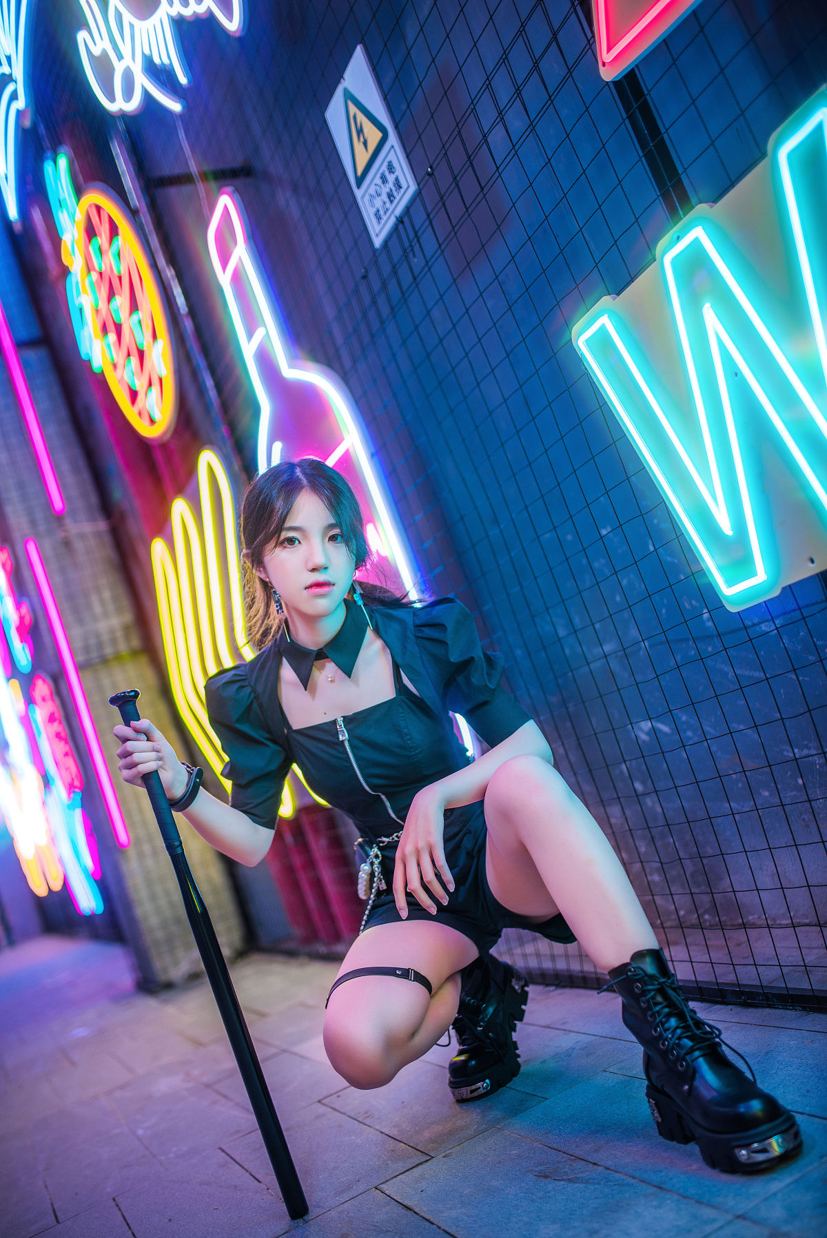 迷于霓虹3