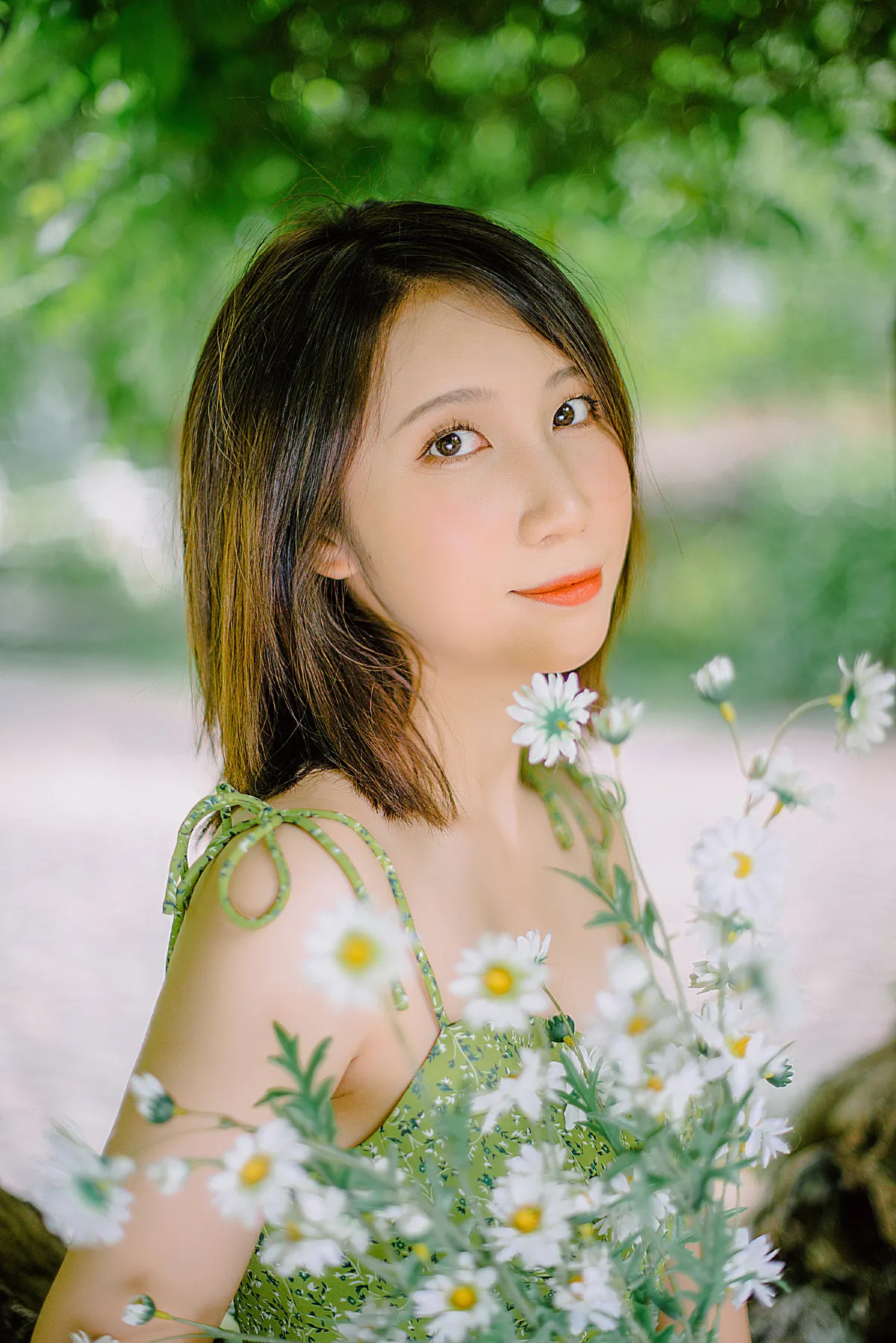 绿裙摆