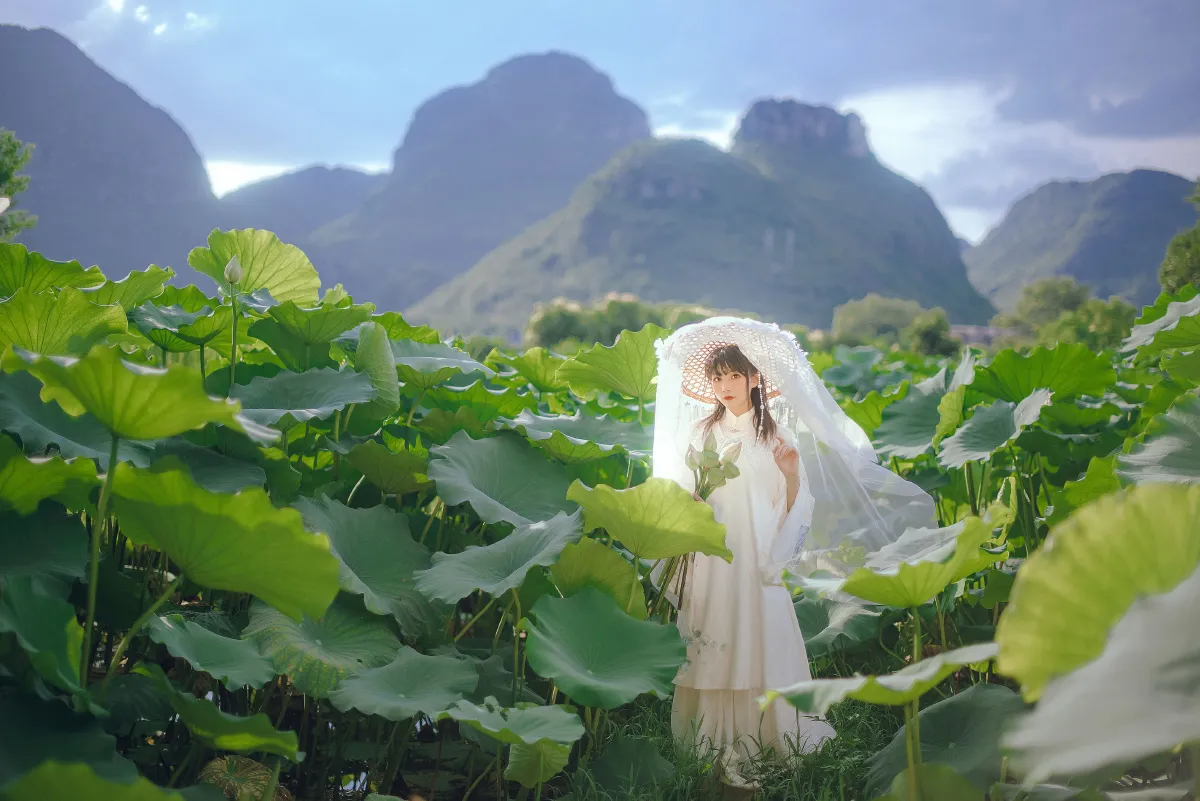 喵喵思维没逻辑_花京院腥鱼《行走世间》美图作品图片3