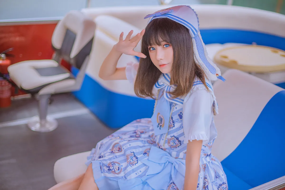 蓝色少女1