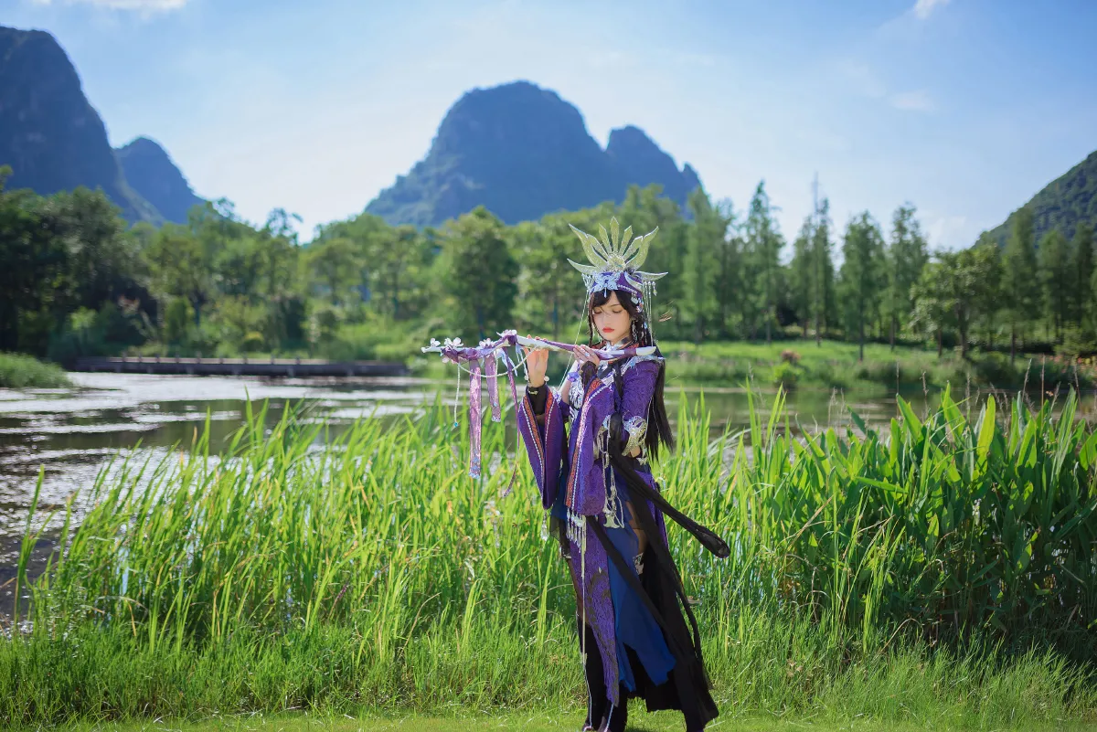苗域少女
