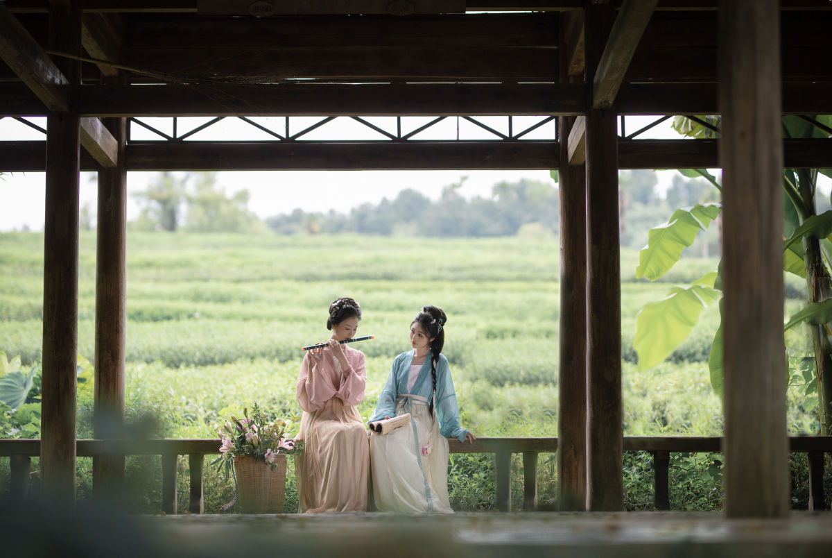 花间_汀贰_云云的黑眼圈儿《闺秀》美图作品图片3