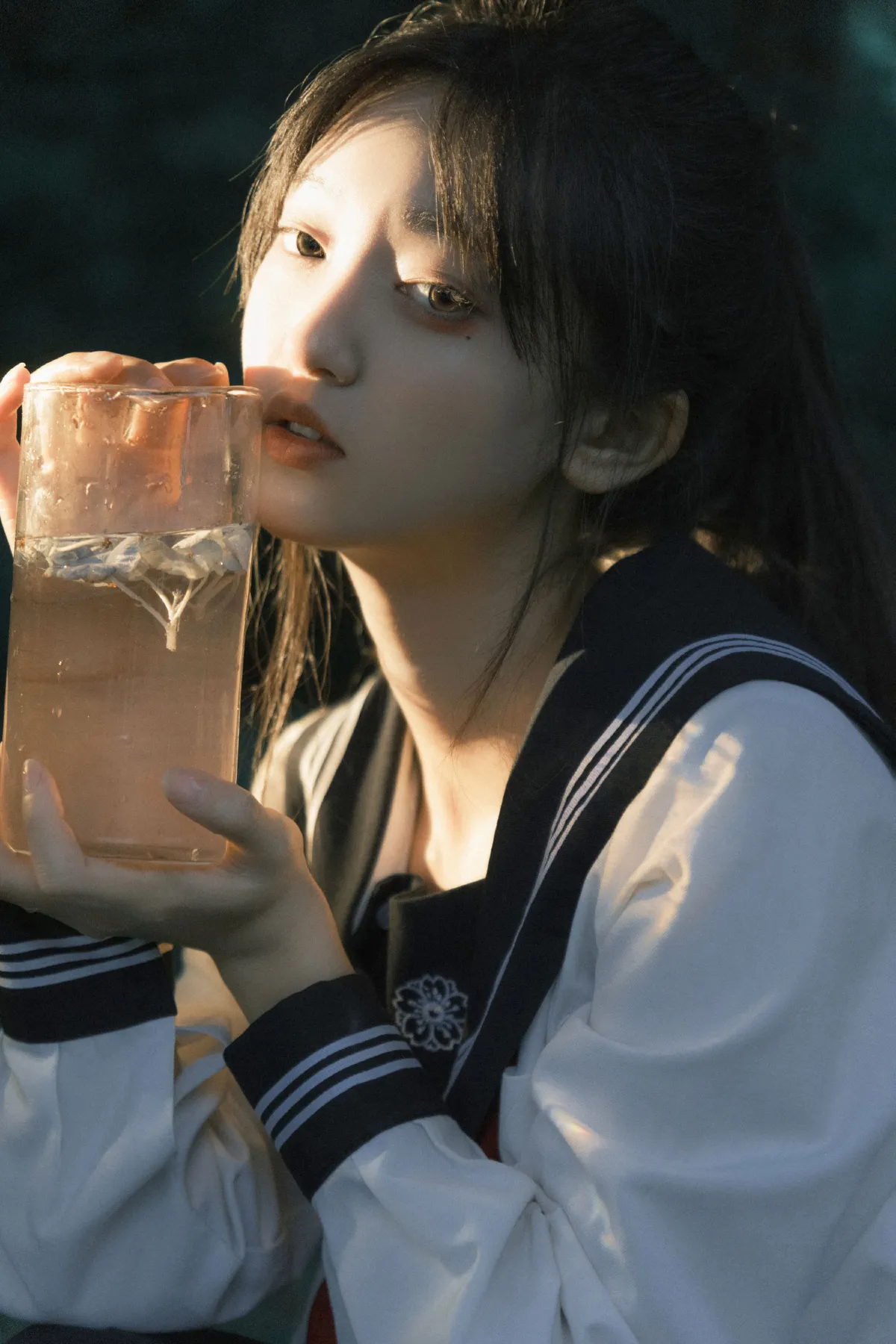 黑暗里的一束光2