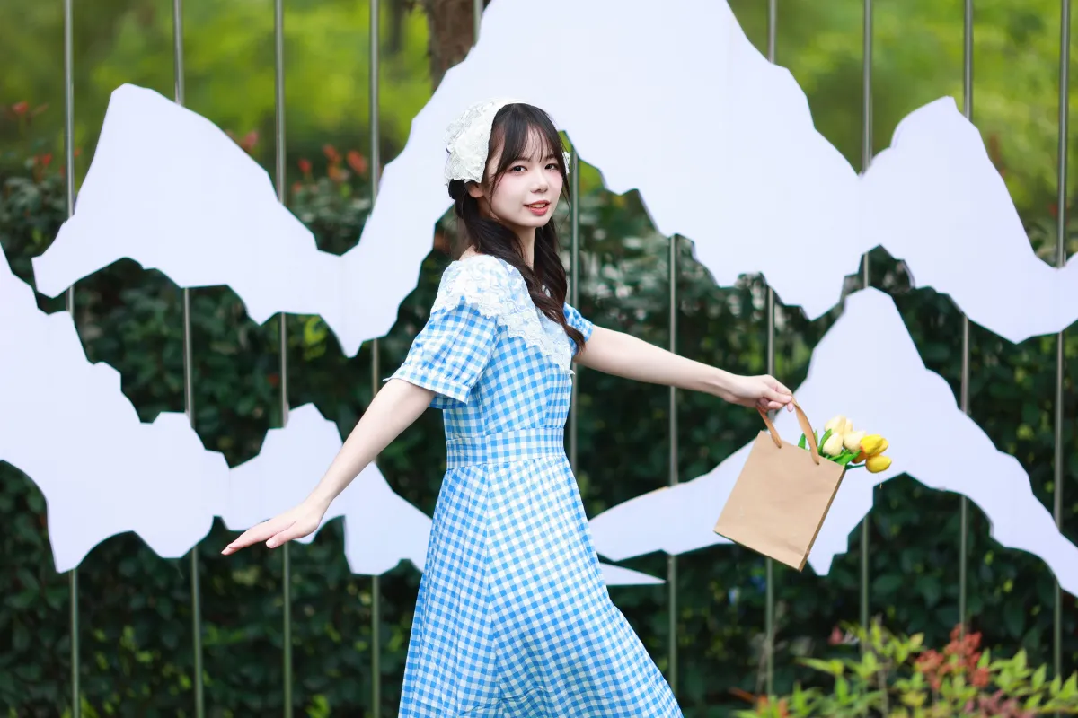 蓝裙子少女3
