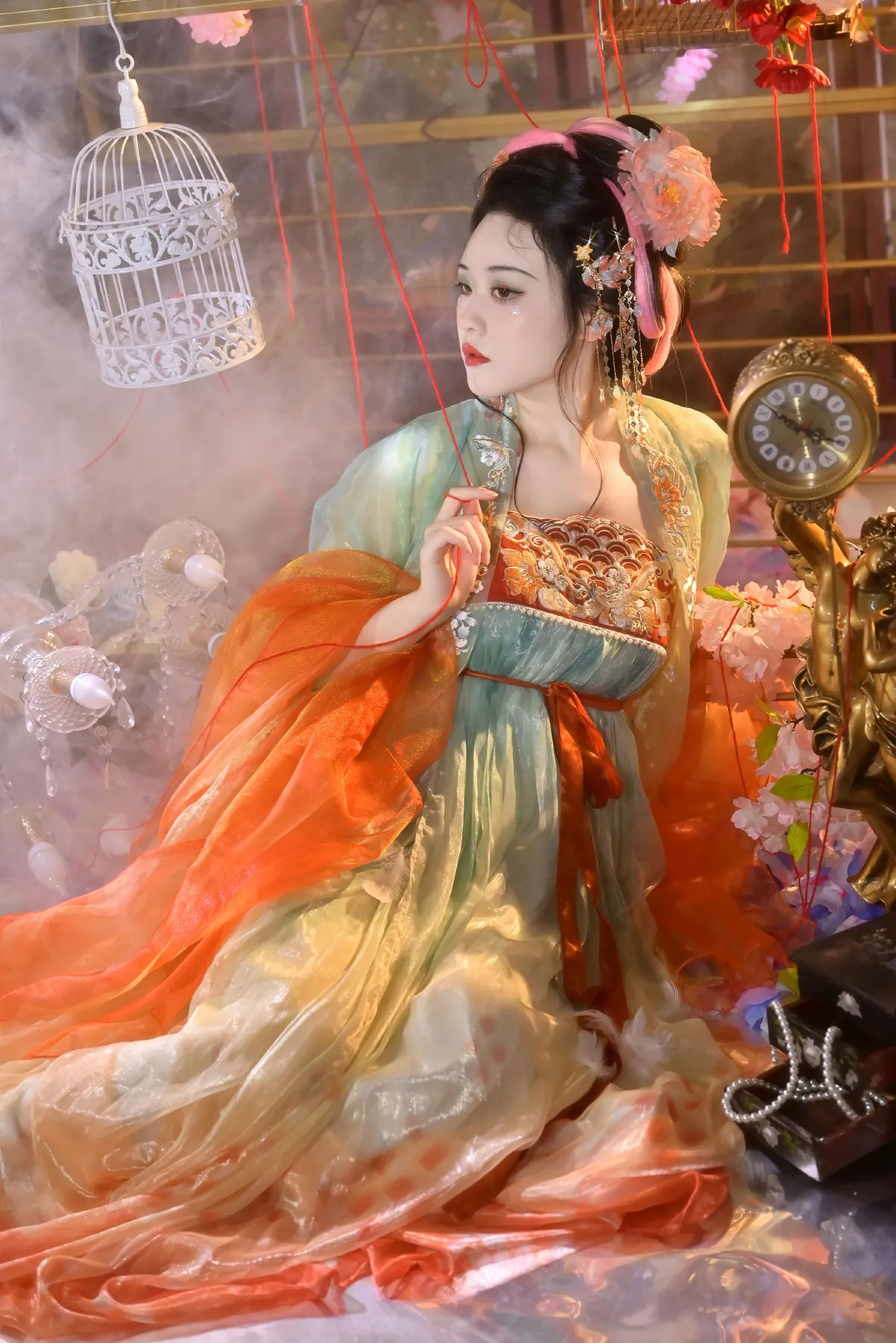 笼中锦鲤2