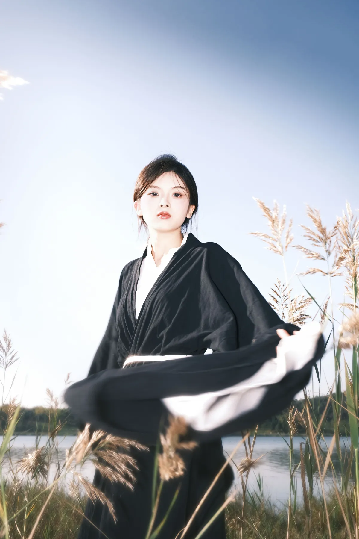 清冷汉服
