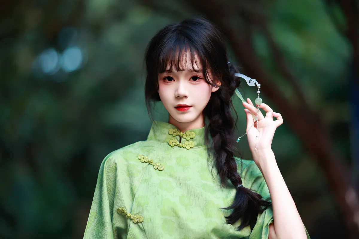 绿罗裙