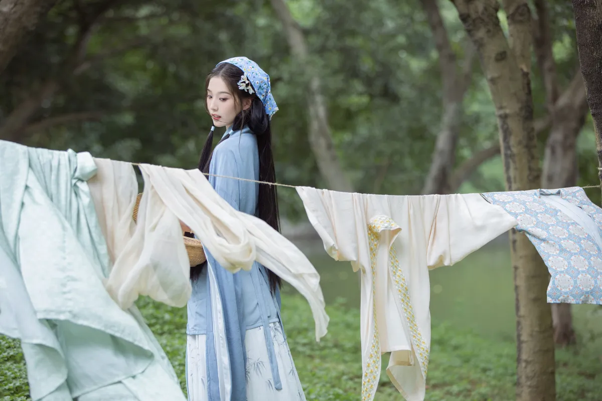 沉诗思_芝芝琪《浣衣女》美图作品图片5