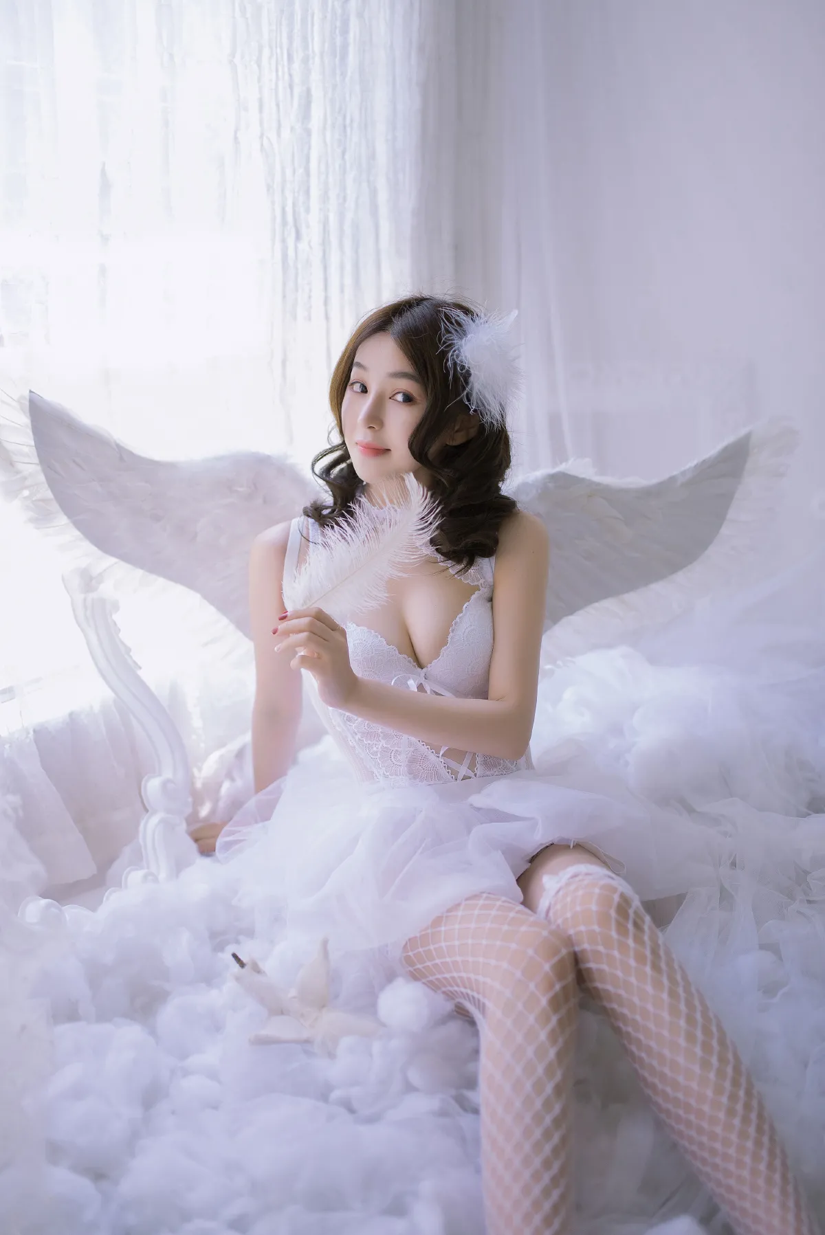 窝在云里睡着了