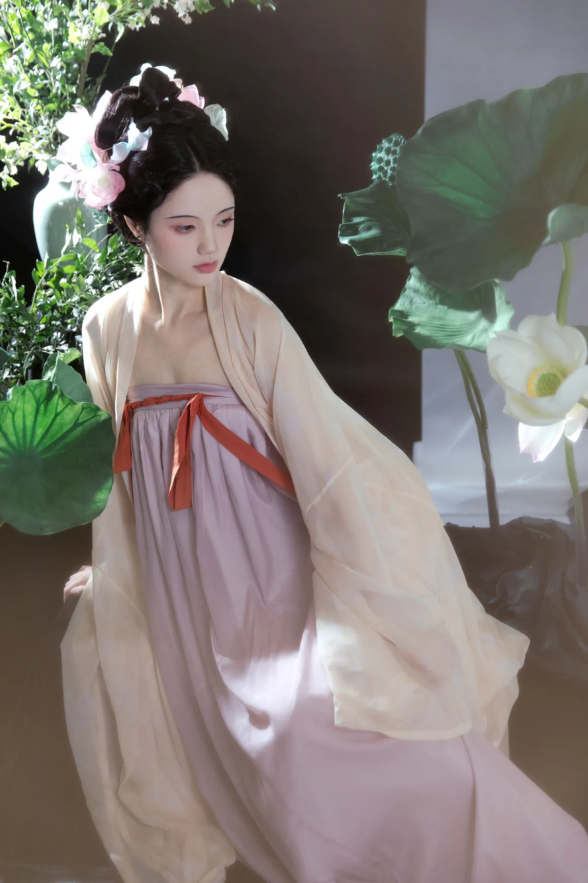 濯濯青莲