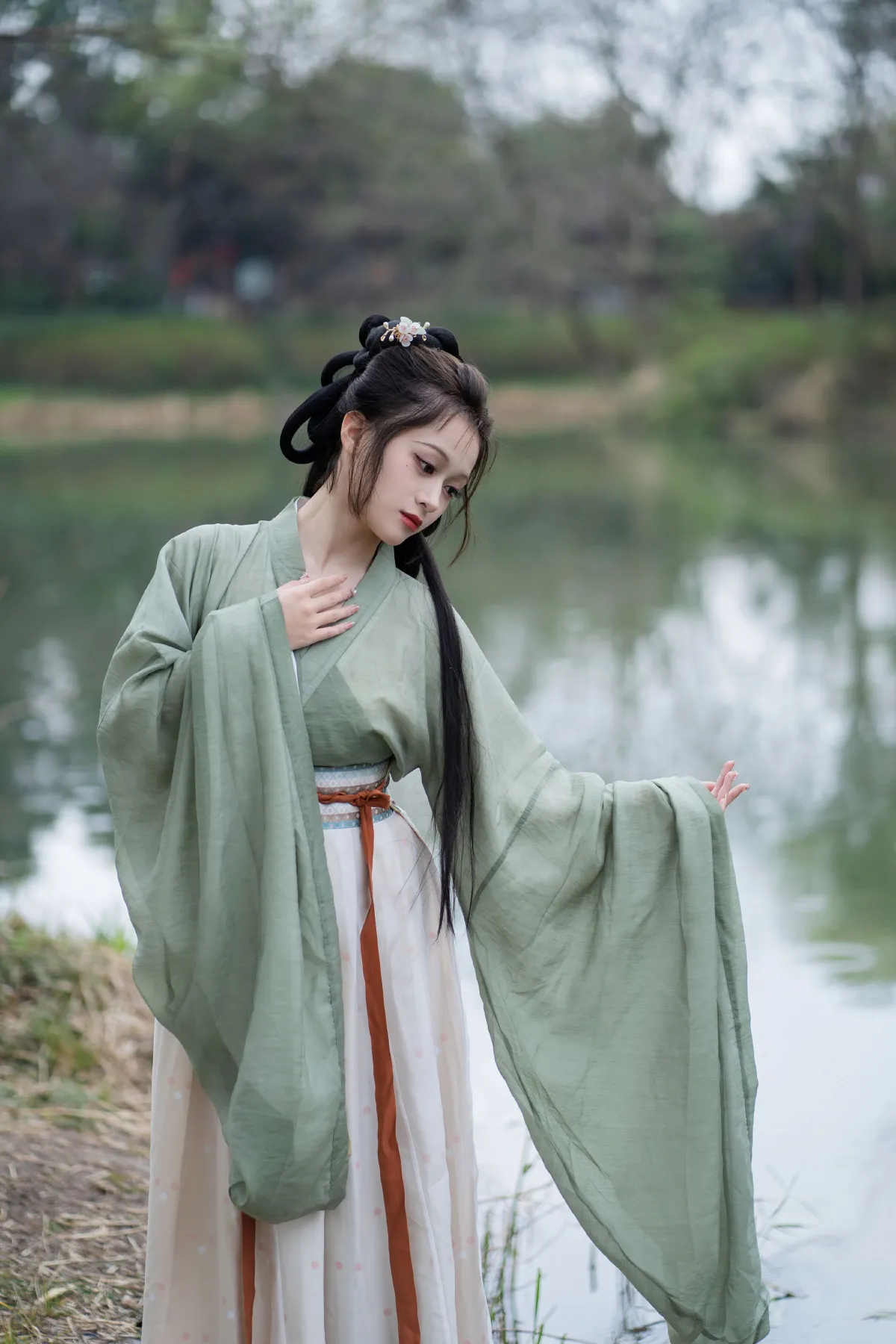 魏晋风独有的清冷感
