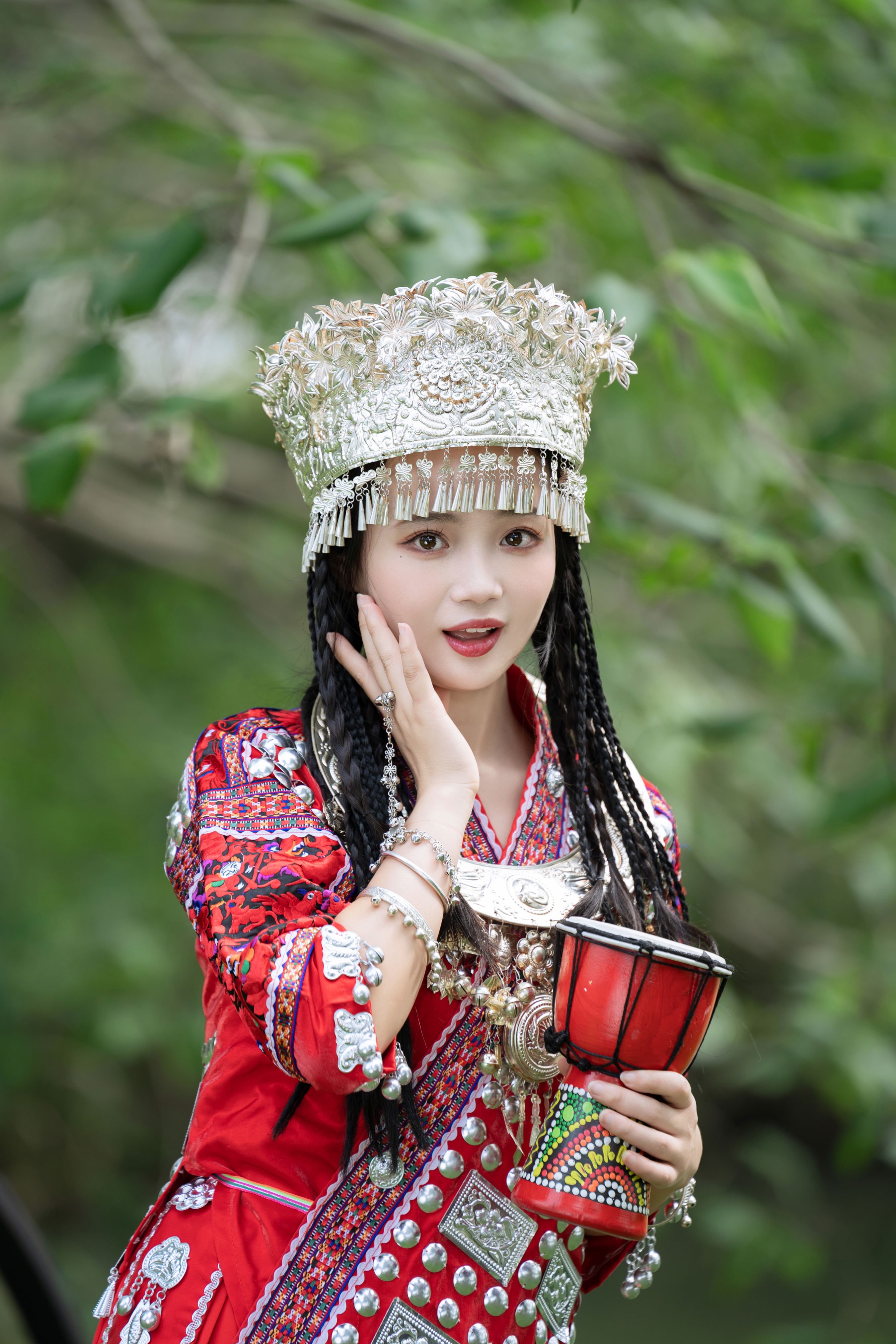 苗疆少女还不会下蛊