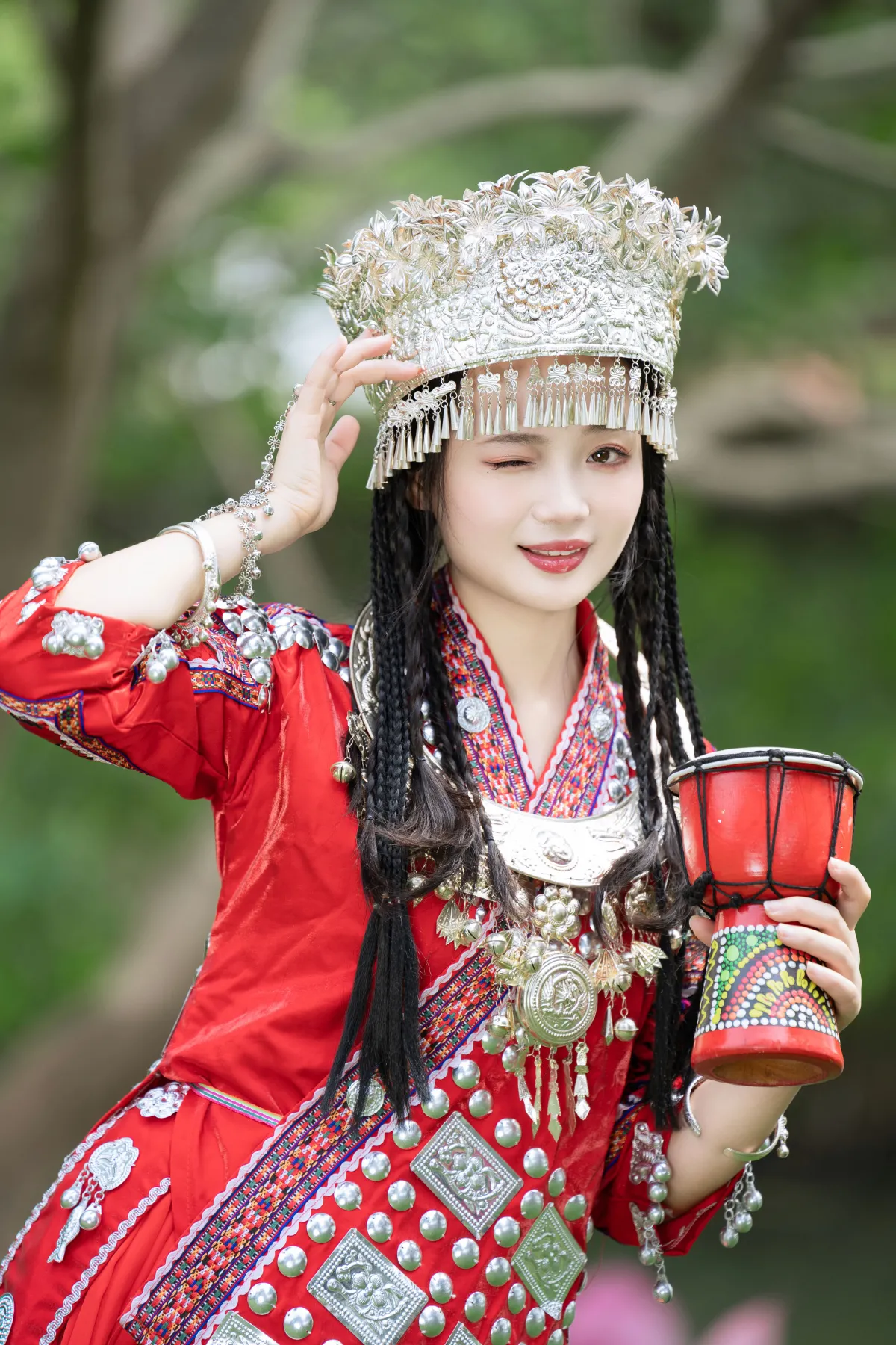 苗疆少女还不会下蛊