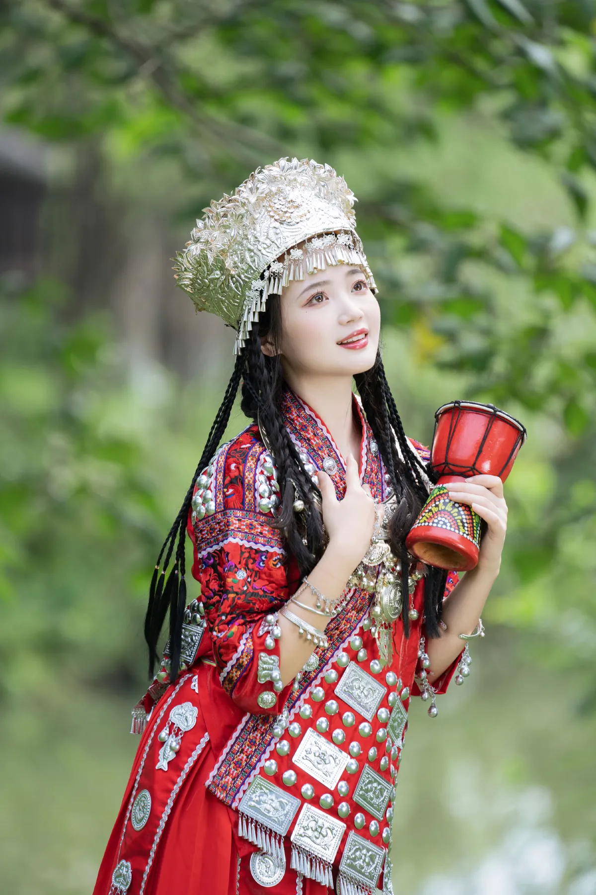 苗疆少女还不会下蛊
