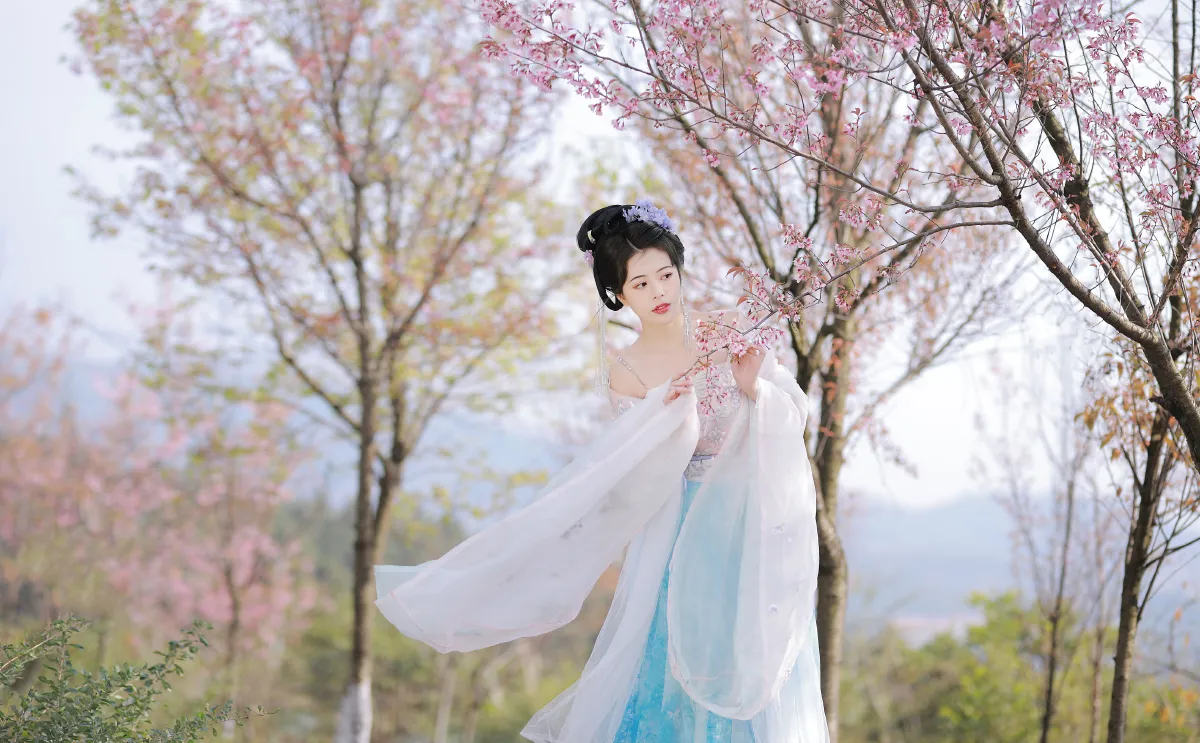 错过了长安古意，失约了洛阳花期