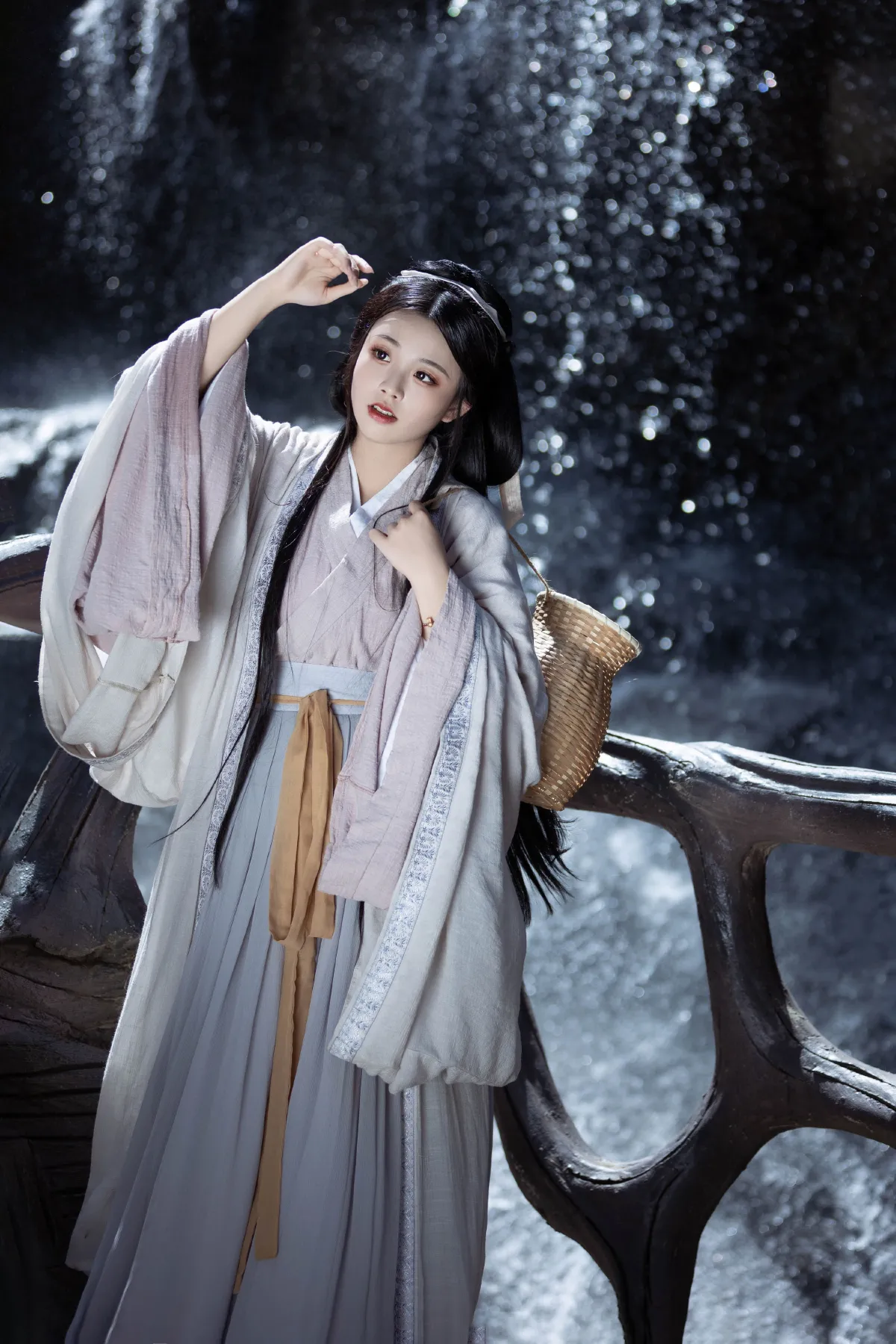 秋哒哒--_谨陬捌《归路》美图作品图片5