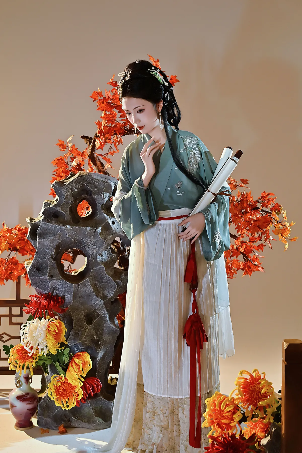 枫叶仕女图3