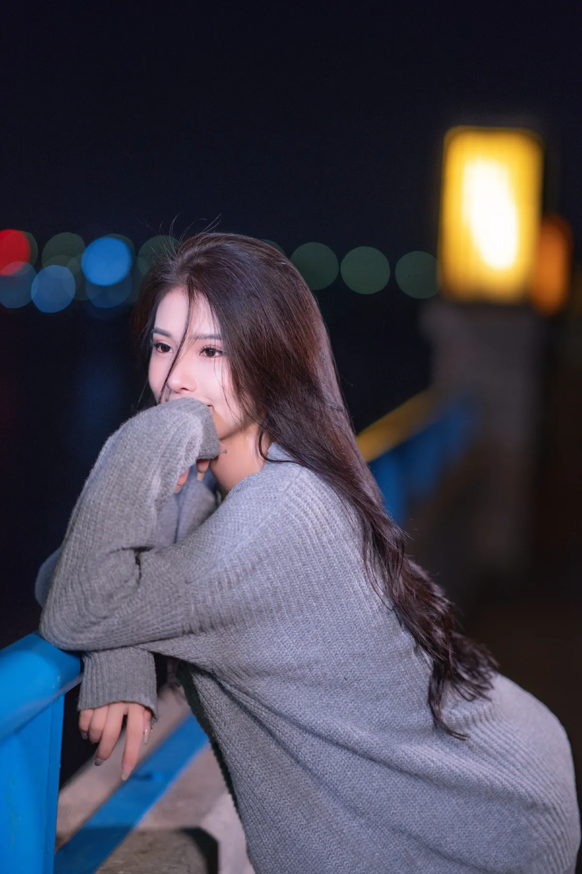 夜色下的邂逅