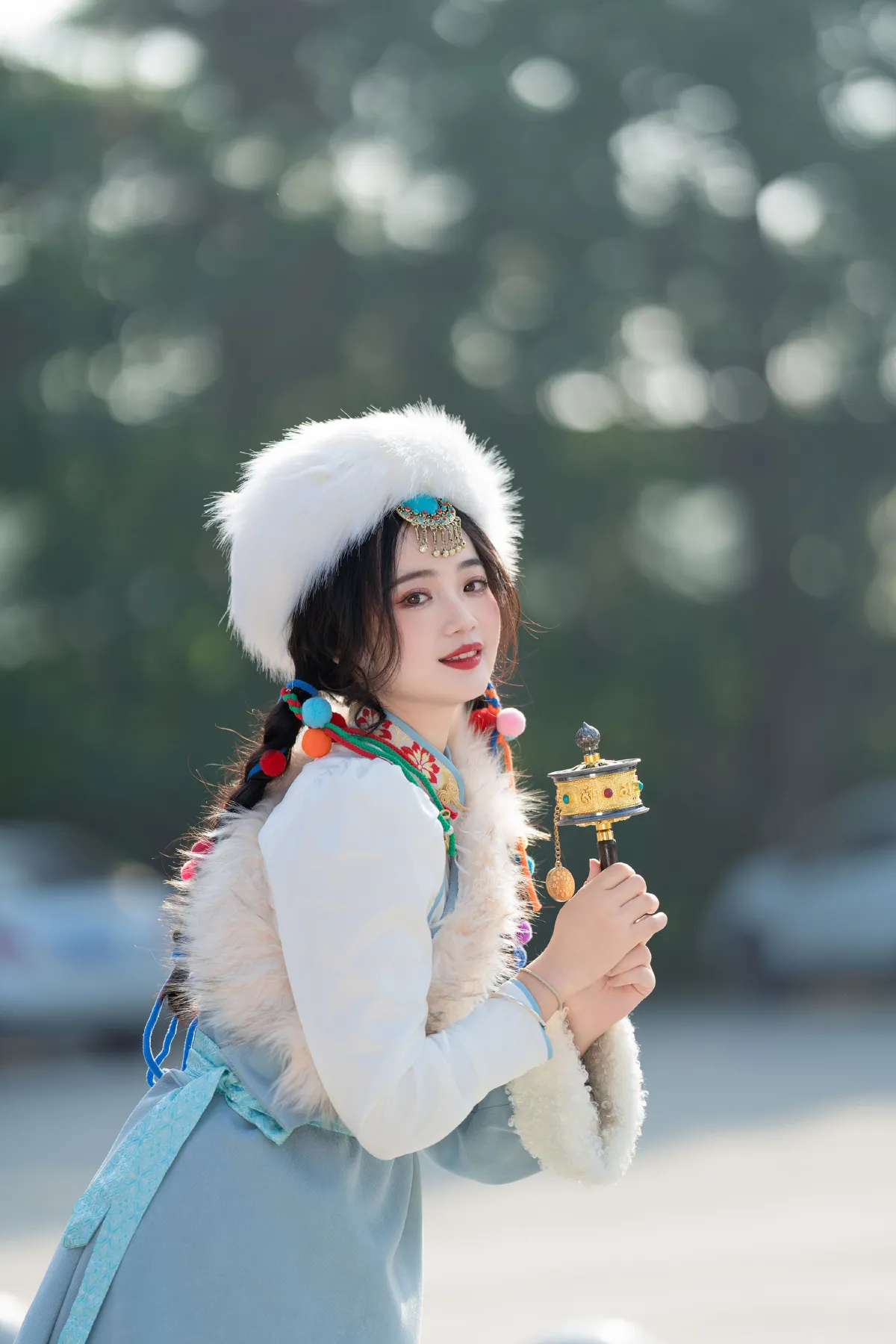 永远沉迷于民族美学
