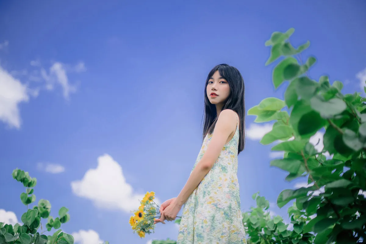 蝉鸣漏进夏末3