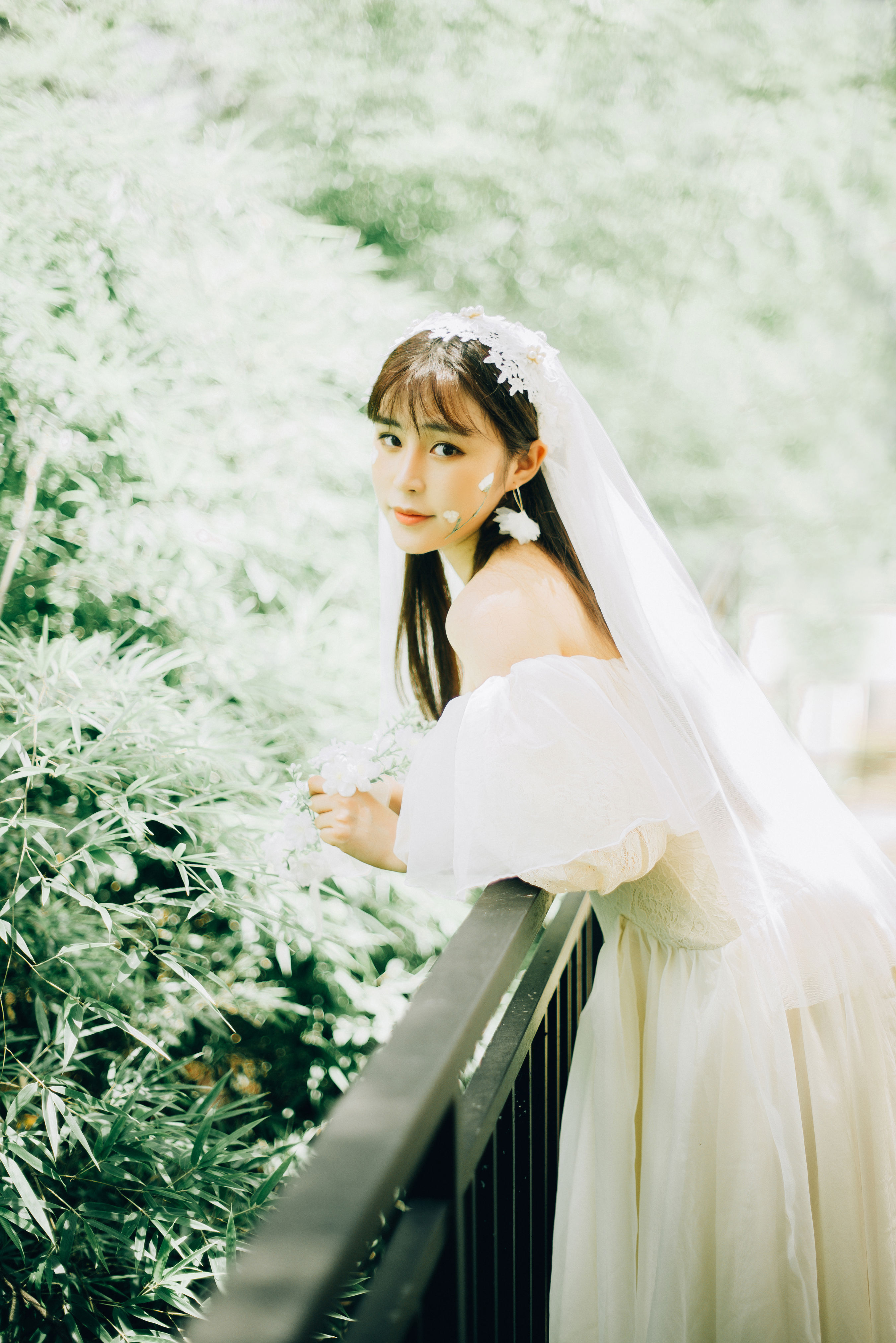 一个人的婚纱
