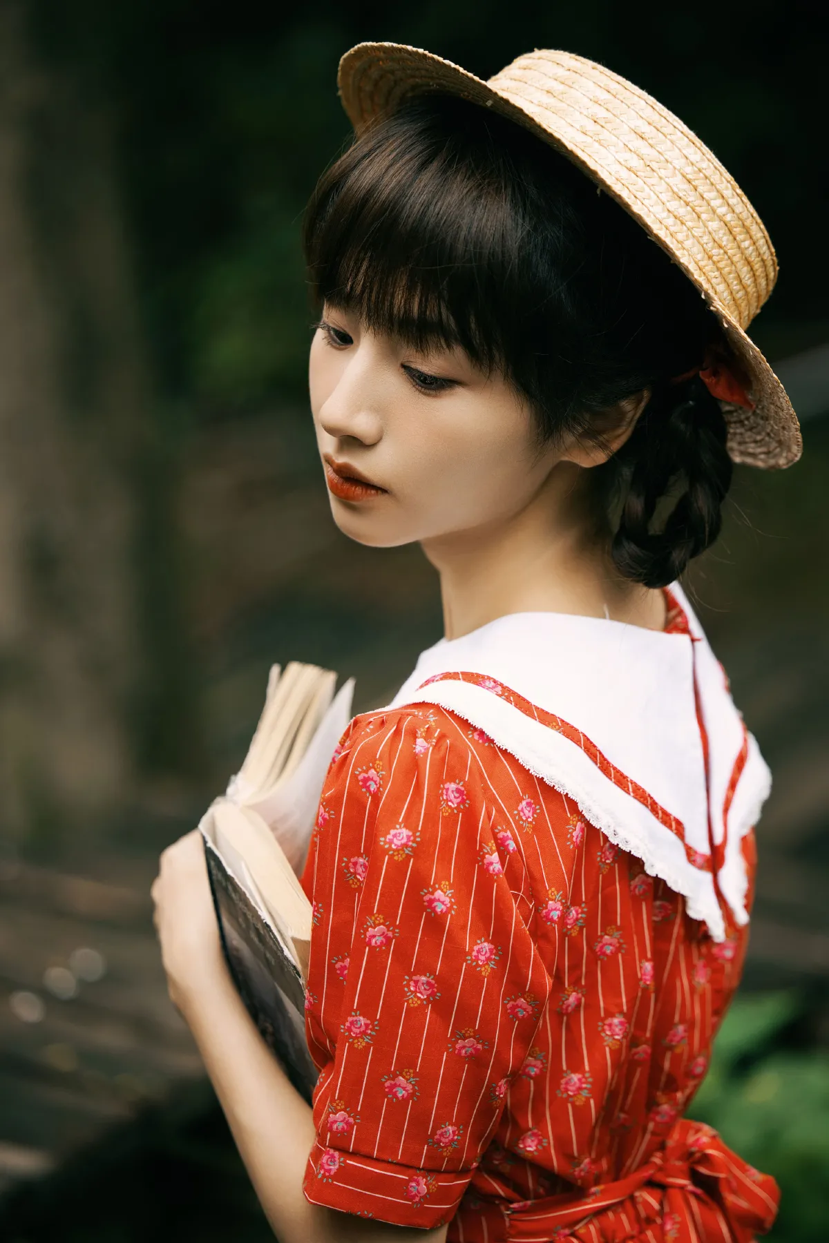 孤独的阴雨天